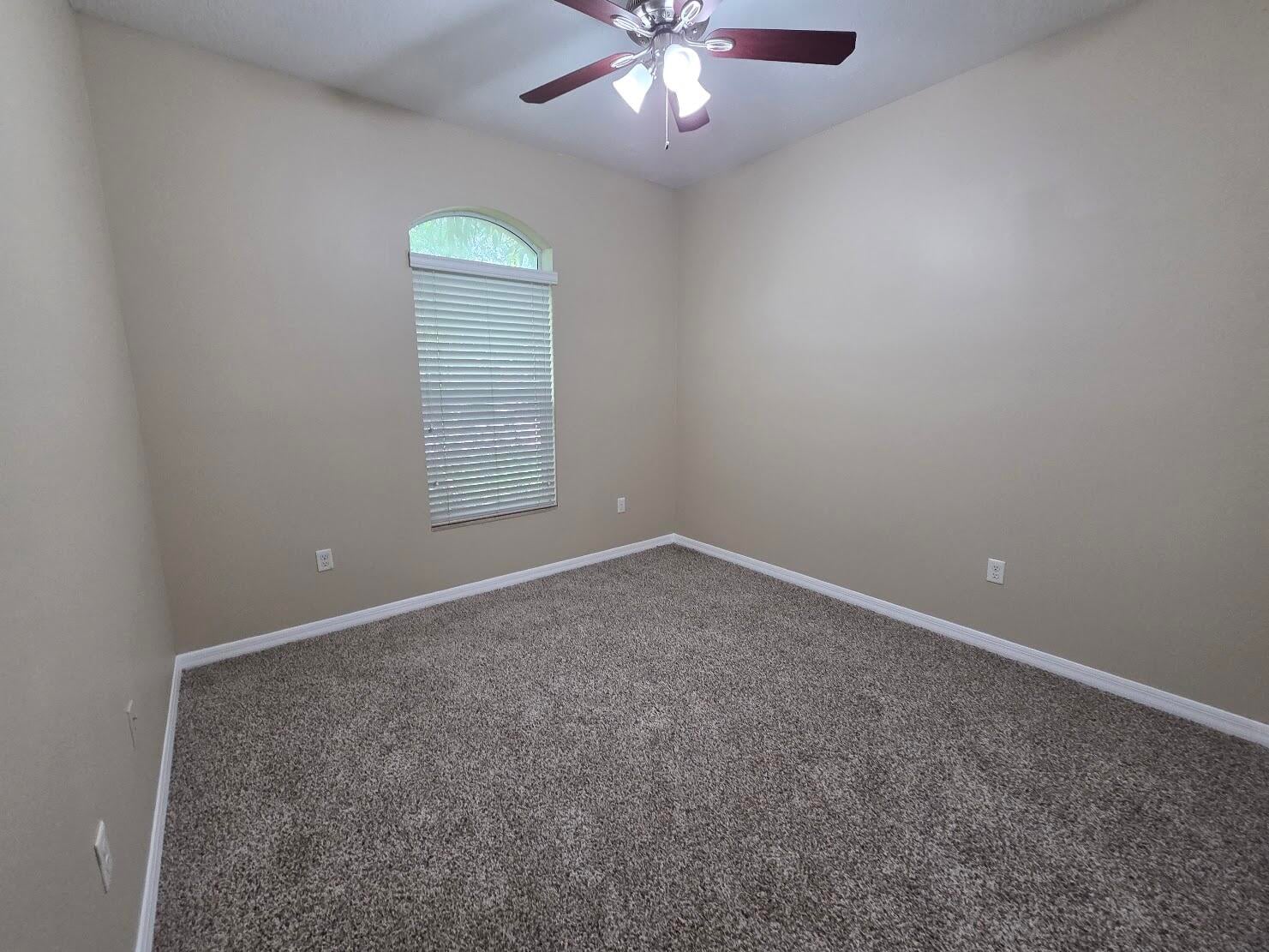  Residence photo 16