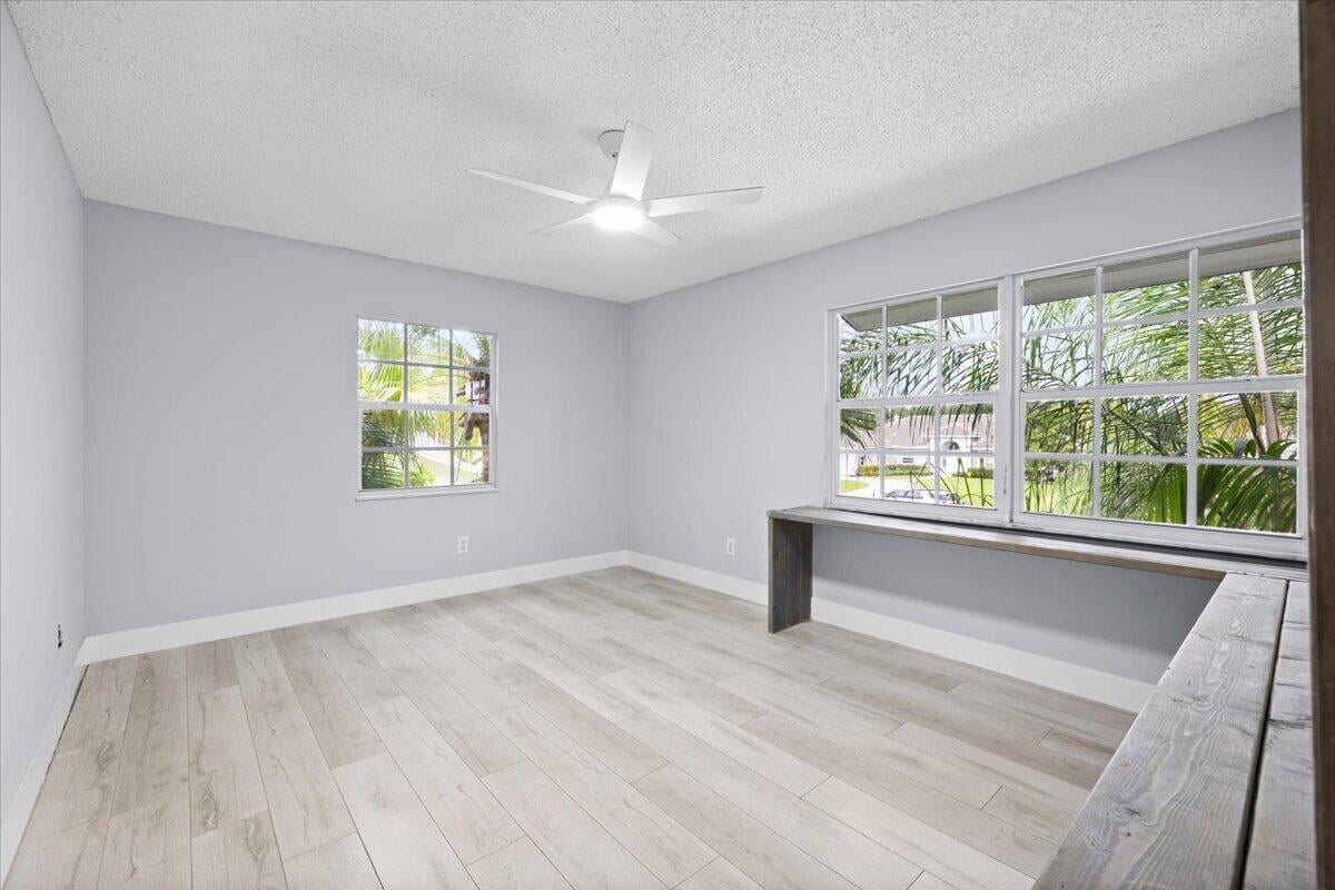Residence photo 31