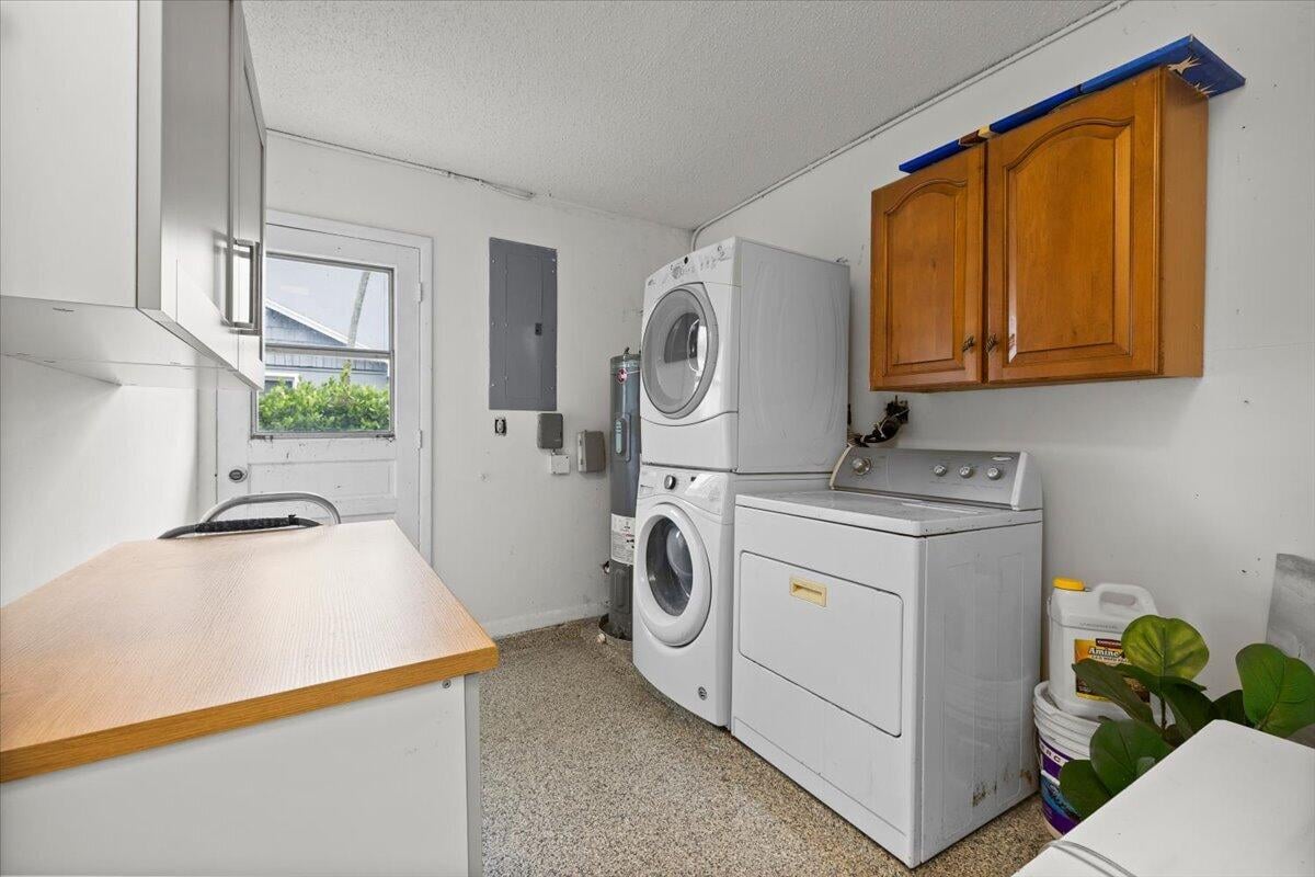 Residence photo 43