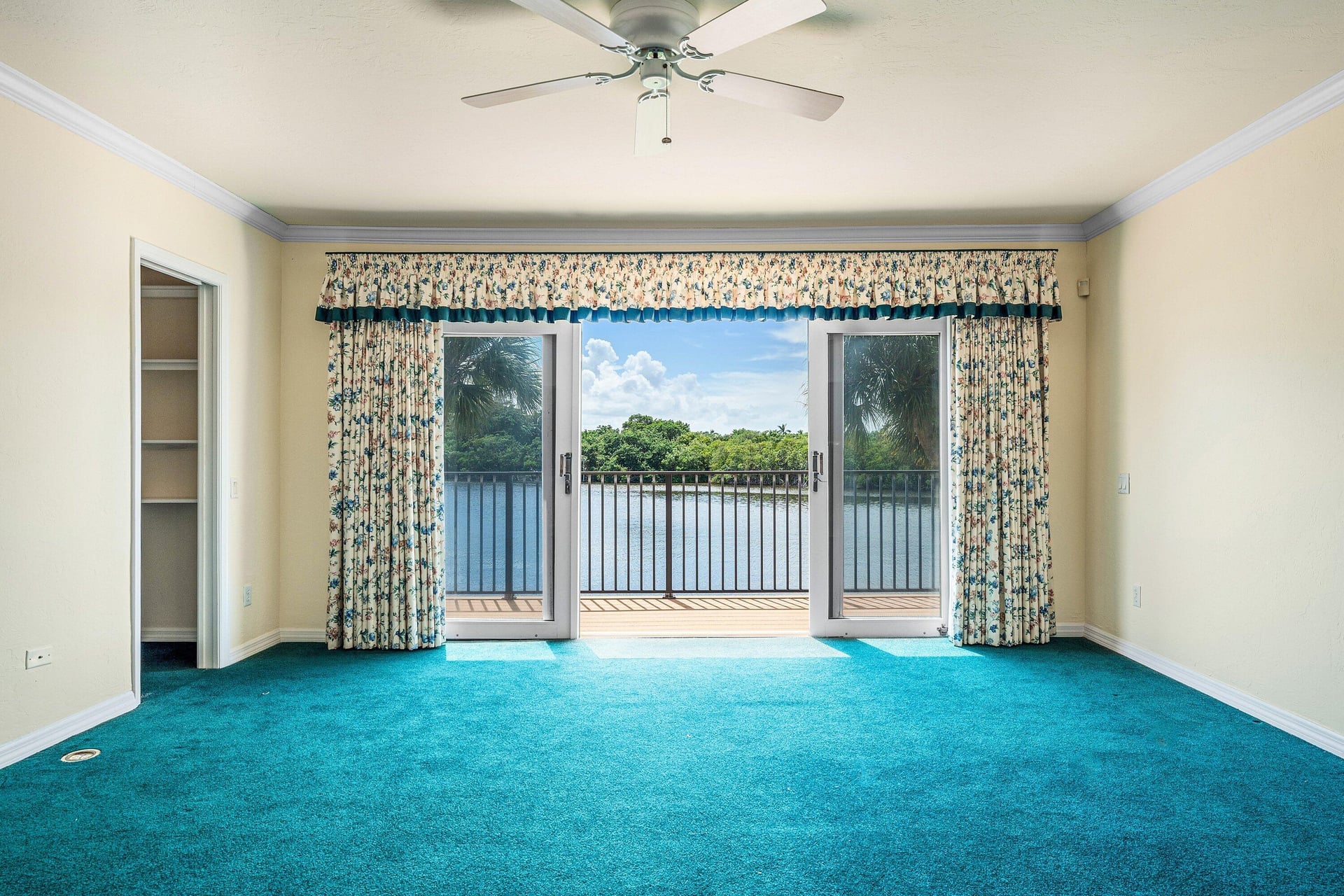 Palm Trail Delray Beach Residence photo 13