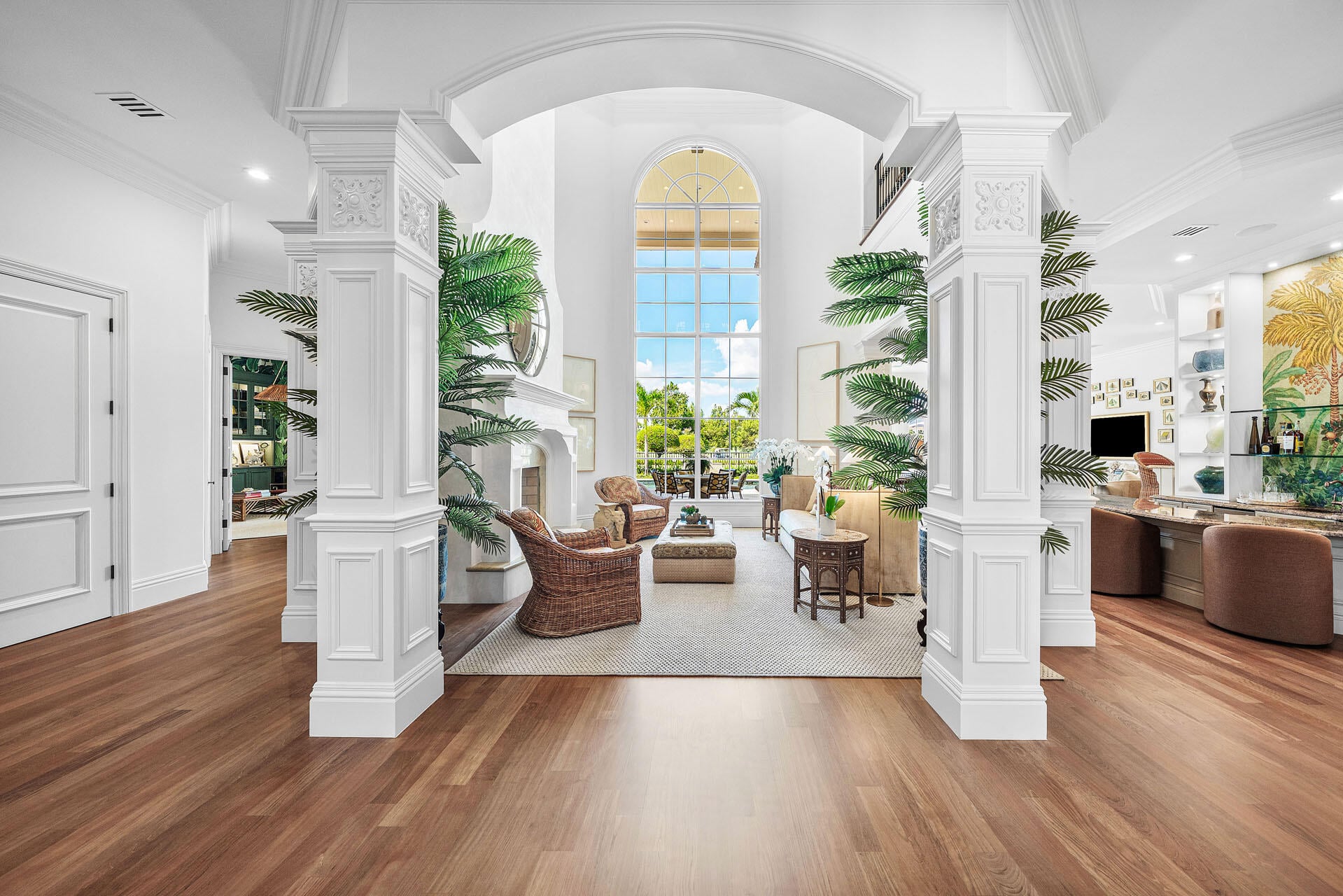 Royal Palm Yacht and Country Club Residence photo 10