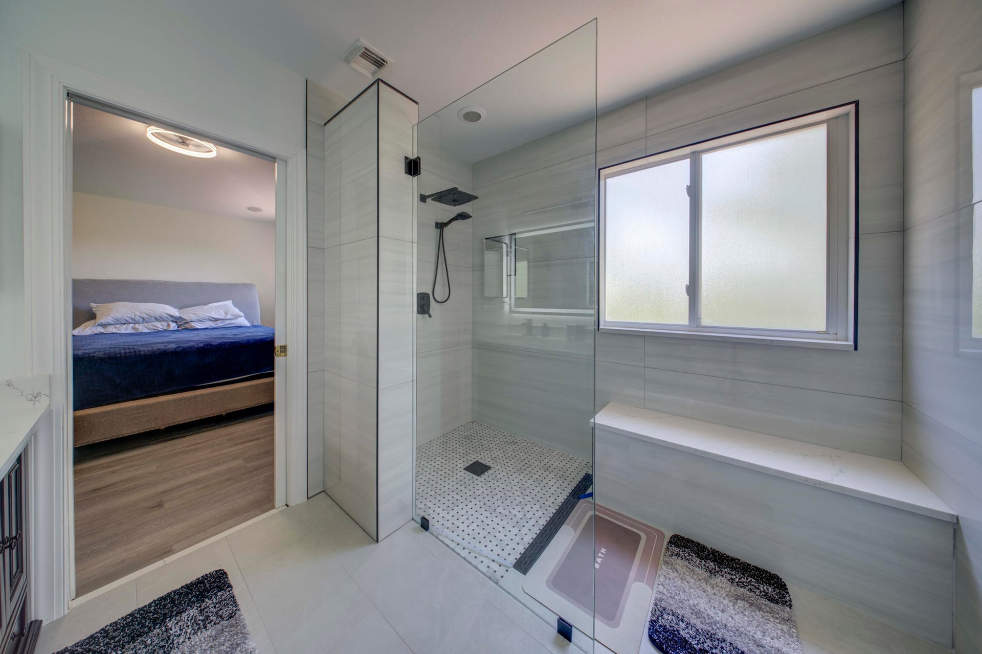 Residence photo 4