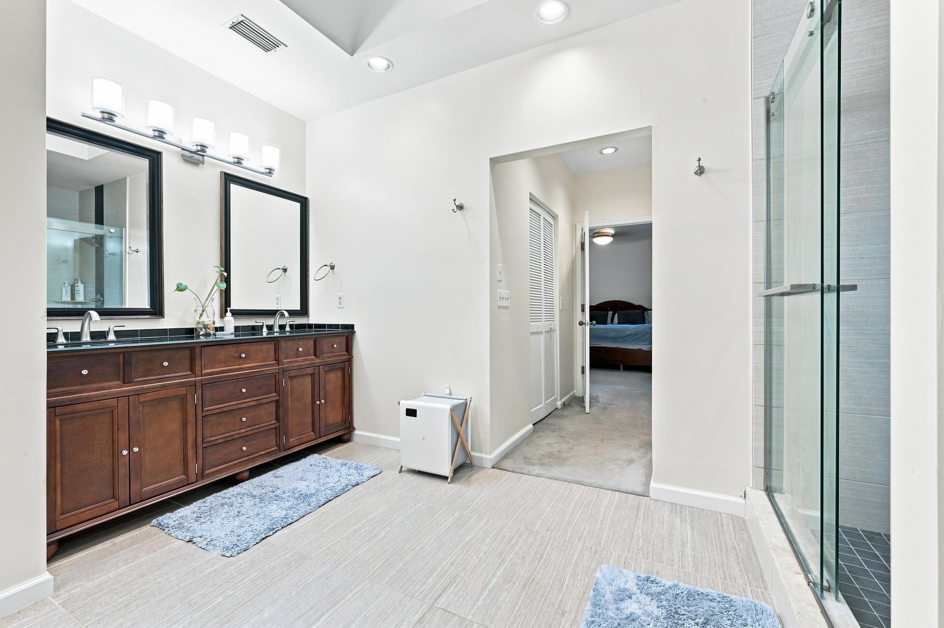  Residence photo 28