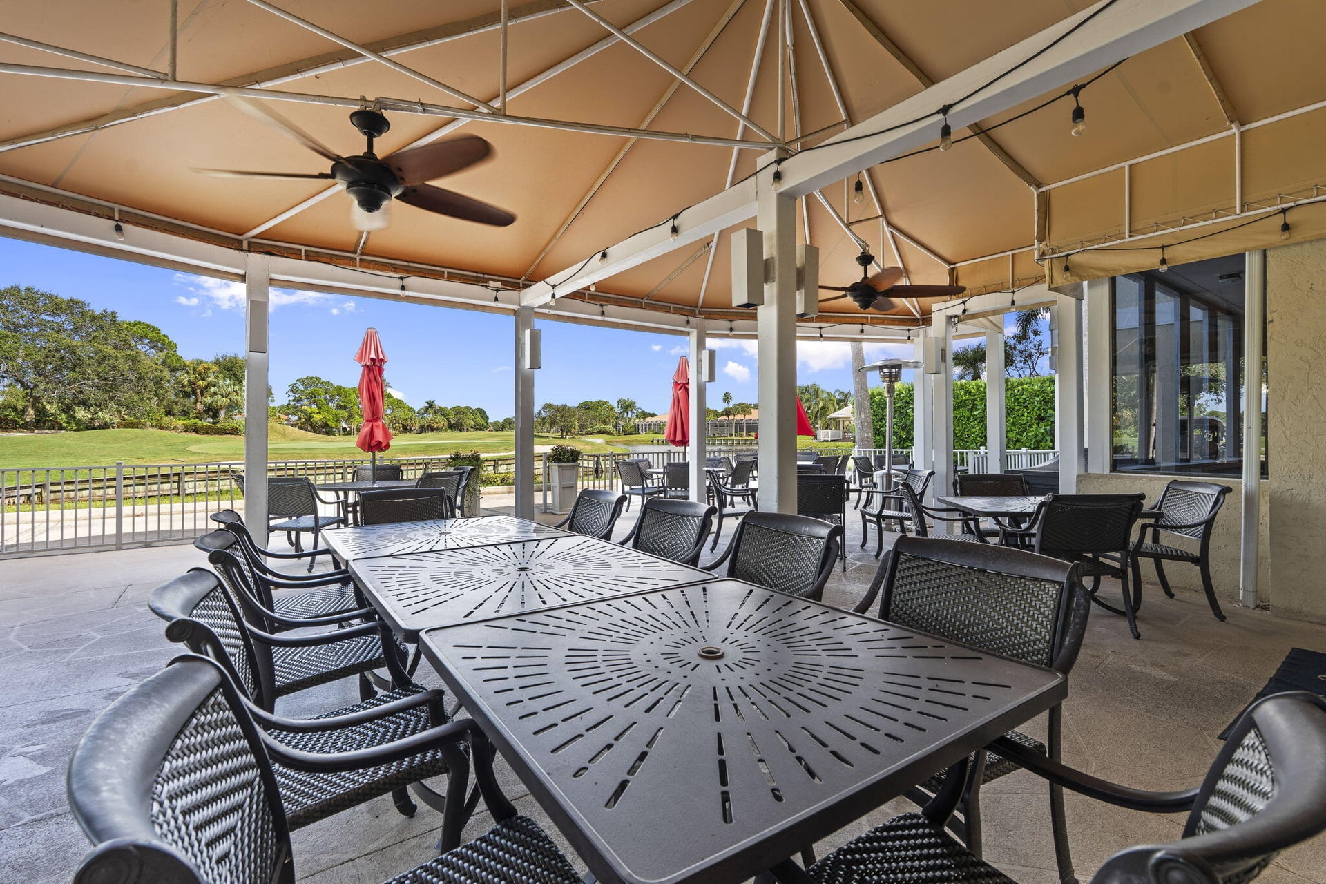 Monarch Country Club Residence photo 25