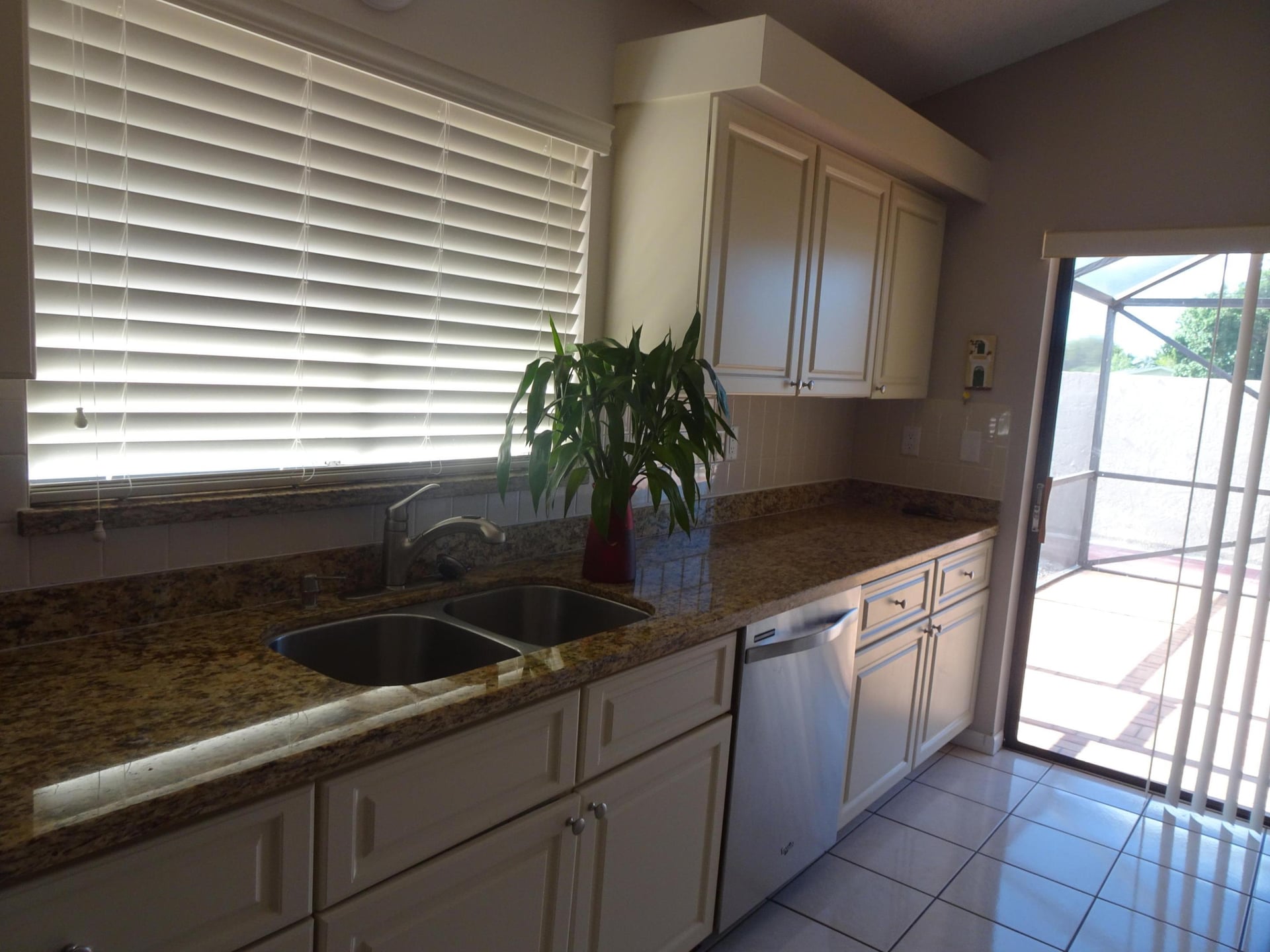  Residence photo 7