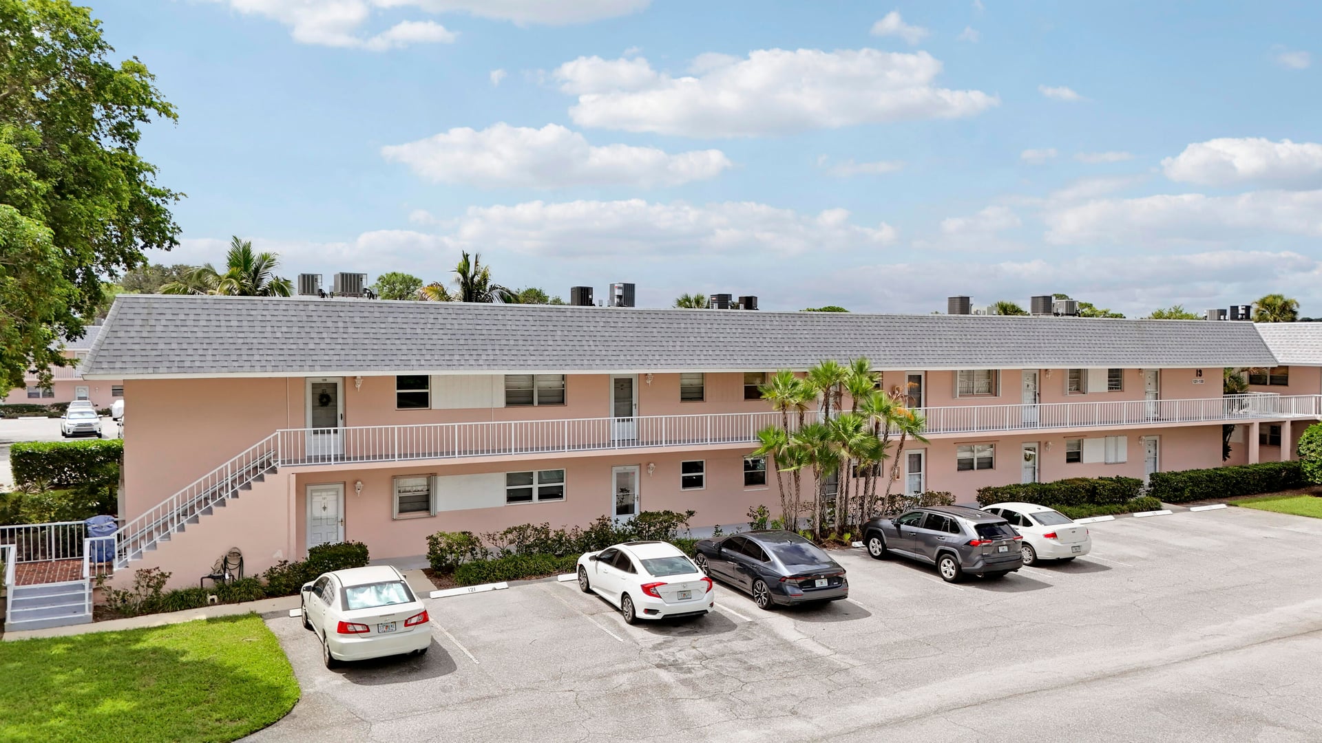 Unit 13-123 photo 28