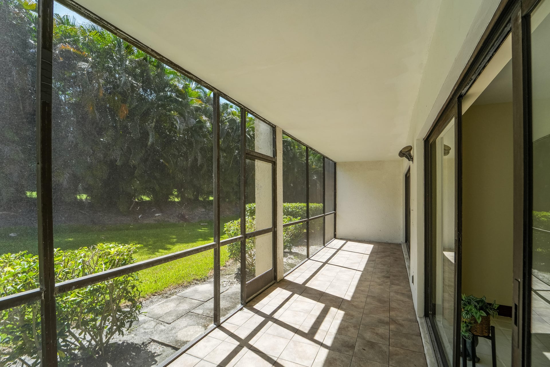 Unit 103 photo 28