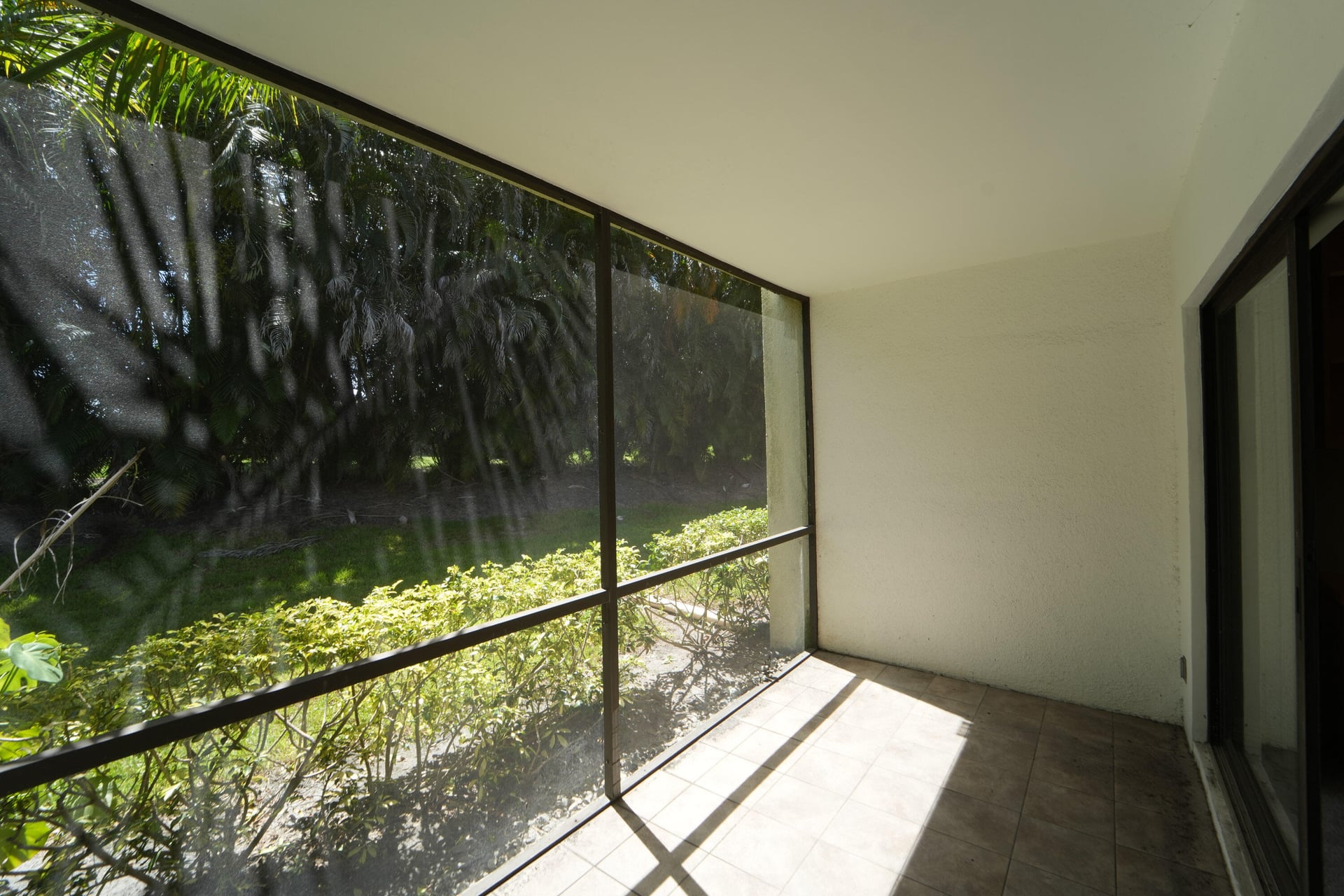 Unit 103 photo 31