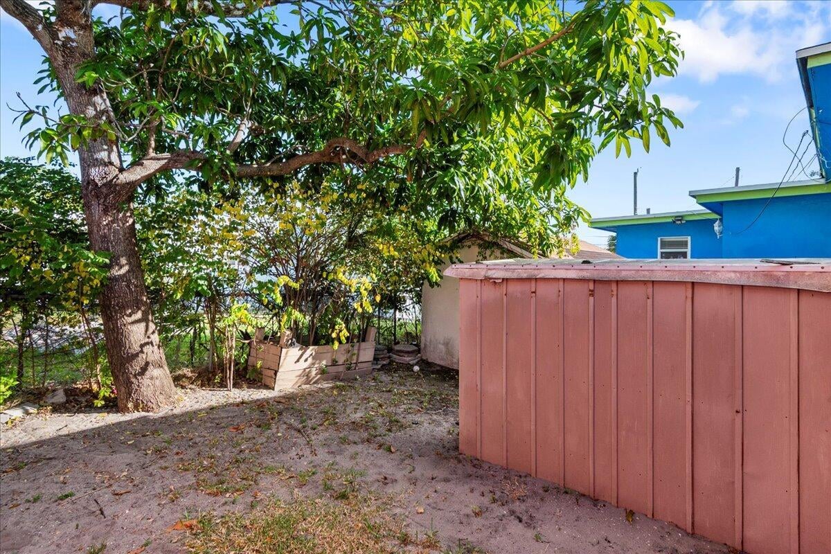 Residence photo 19