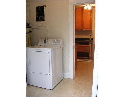 Old Northwood Residence photo 7