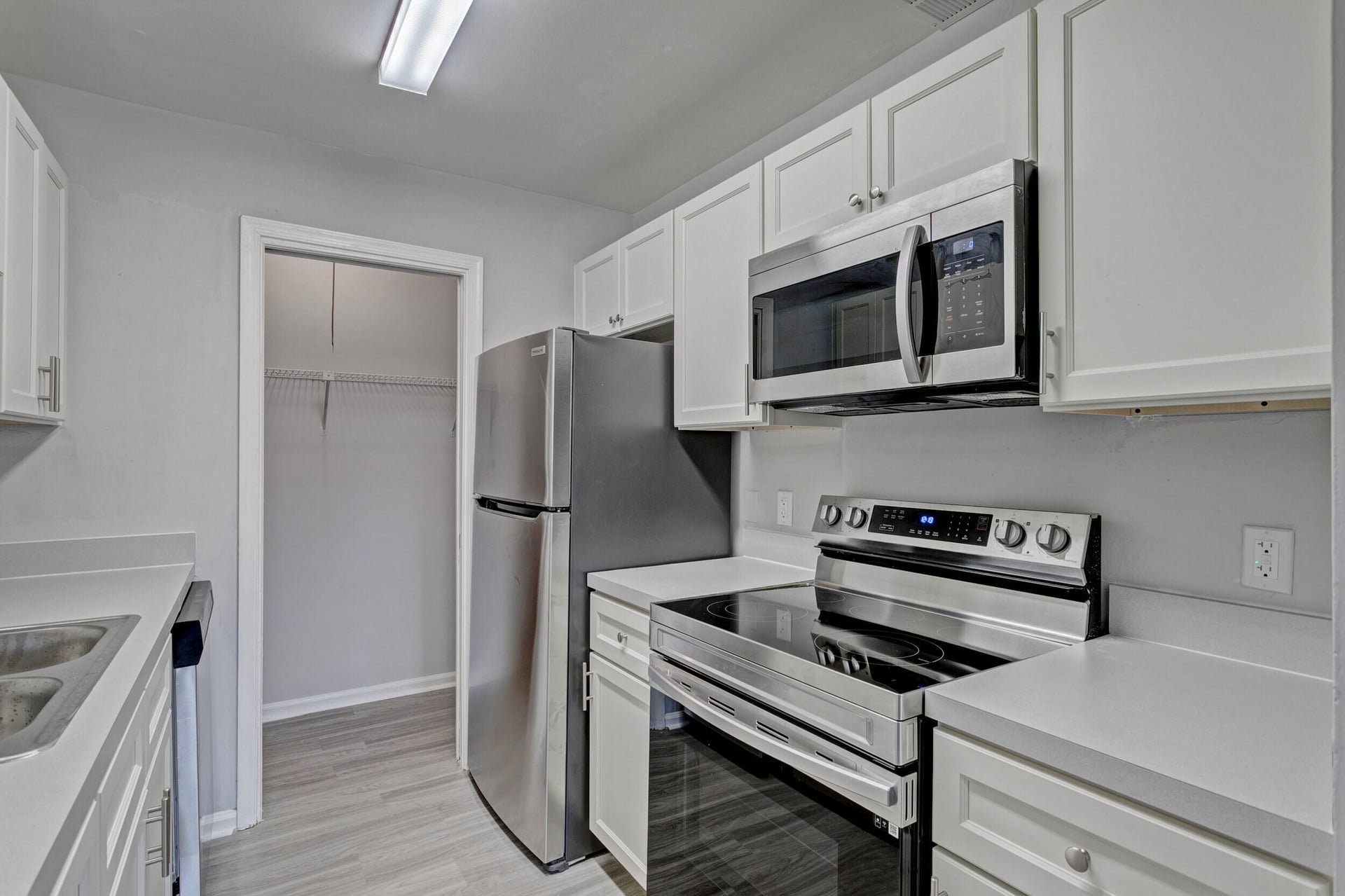 Residence photo 4