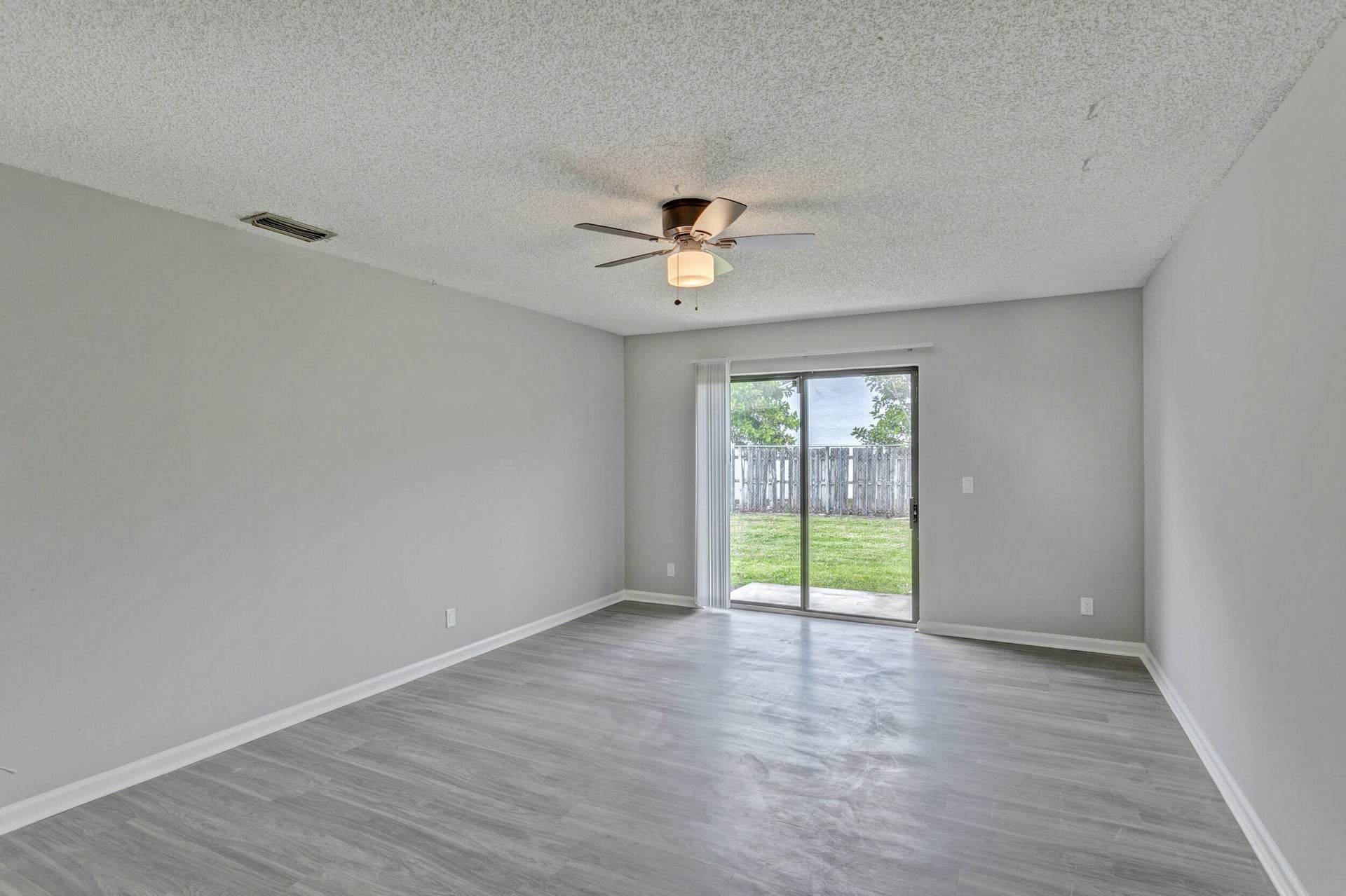 Residence photo 13