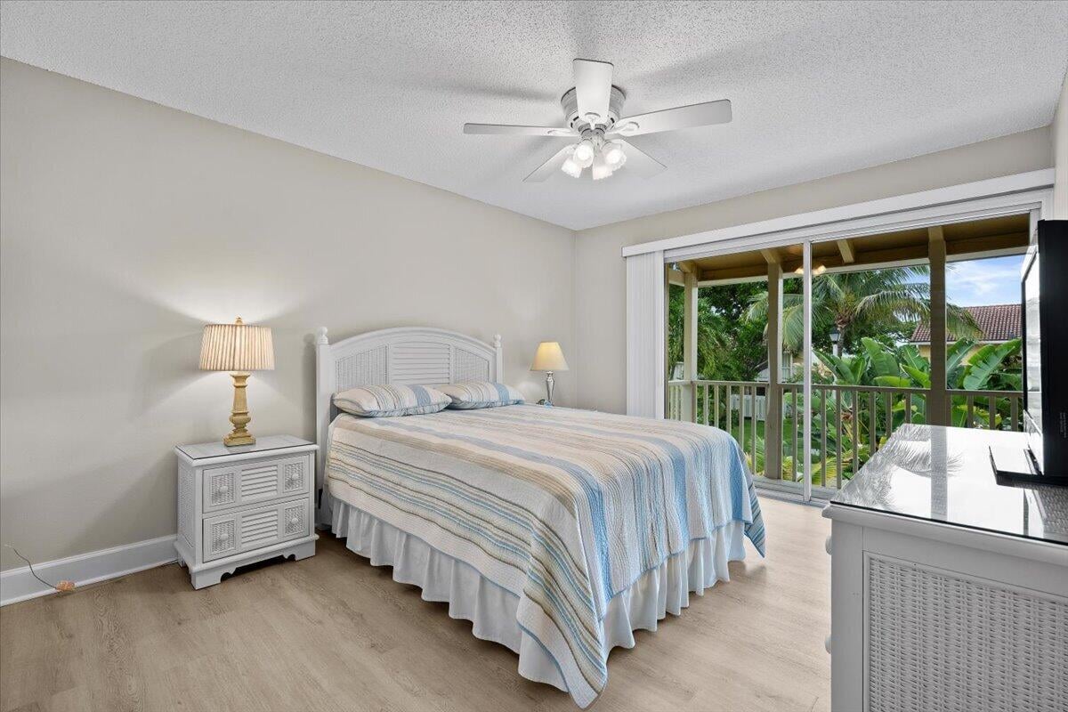  Residence photo 16