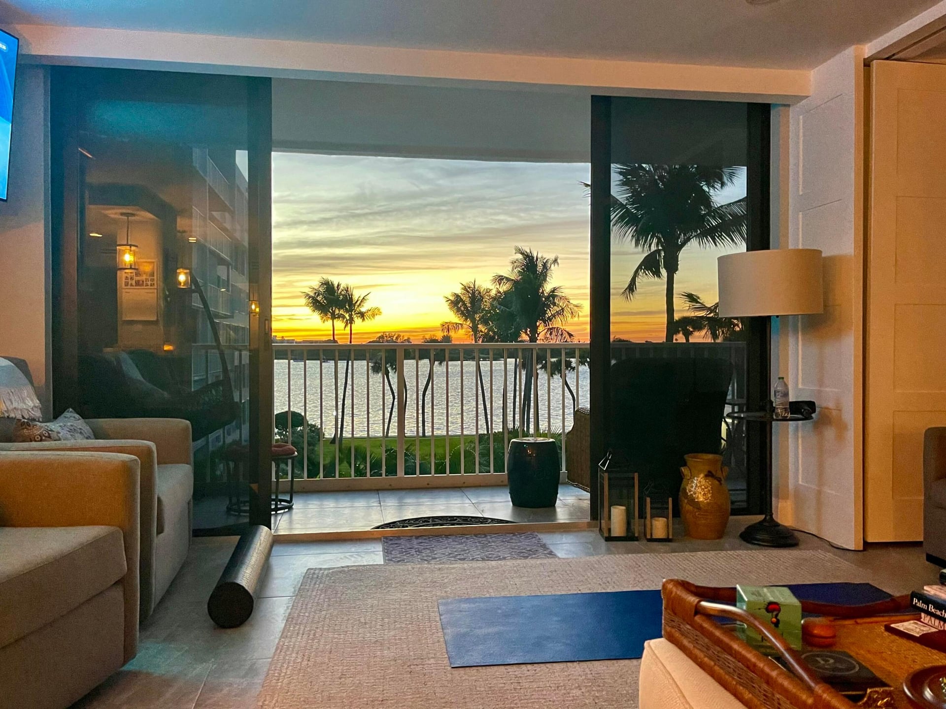 2860 S Ocean Palm Beach Unit 301 photo 4