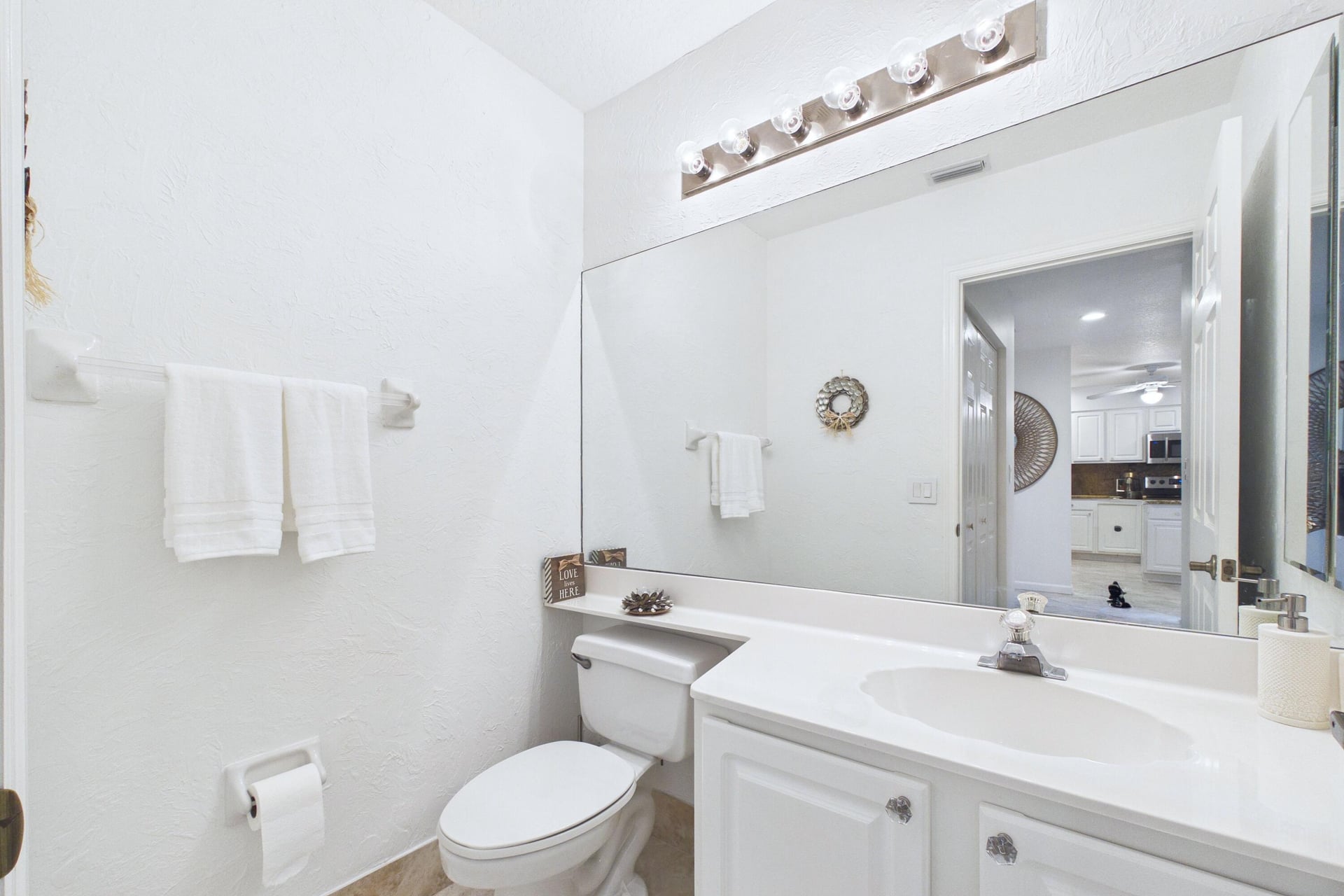 Residence photo 16