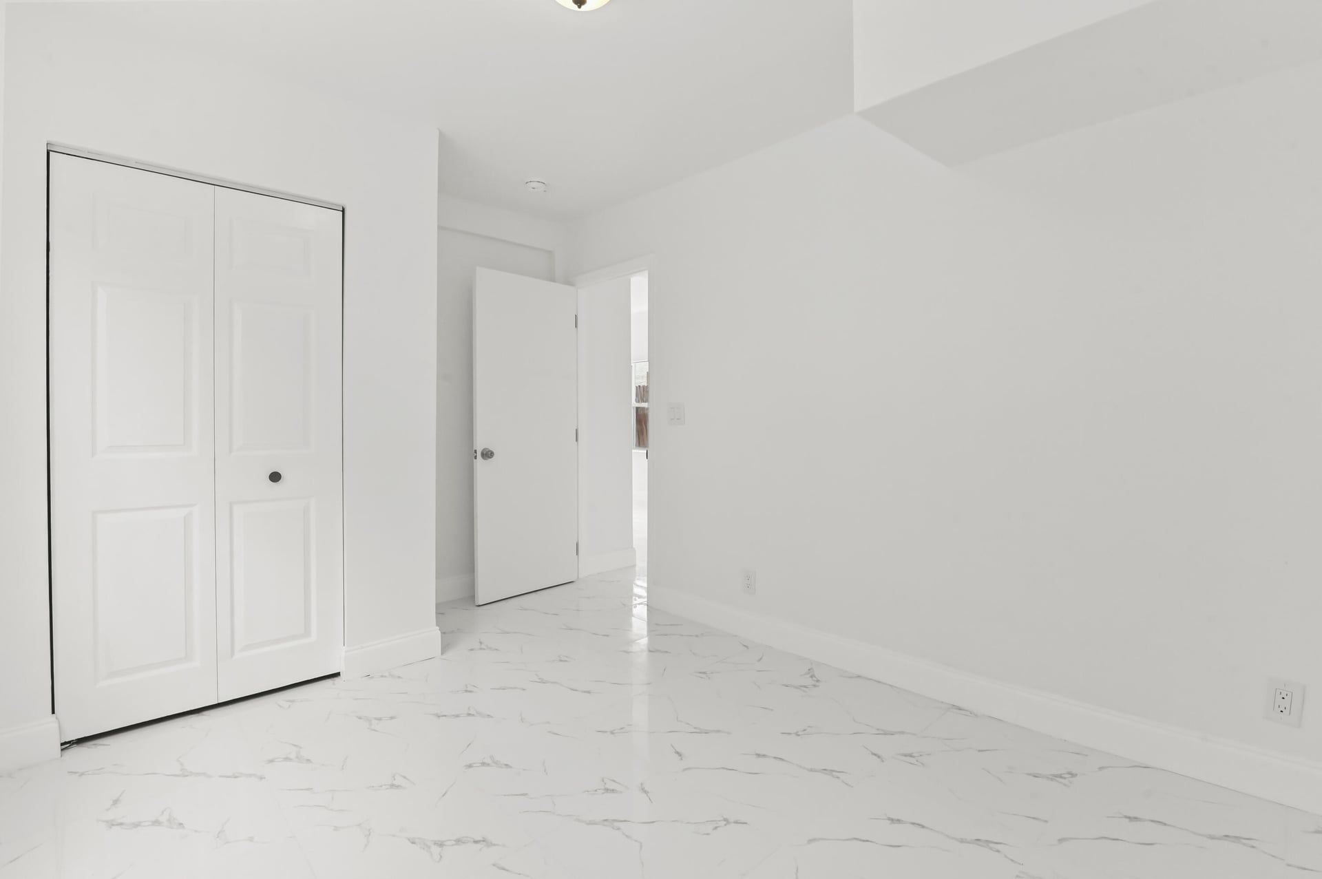  Residence photo 10