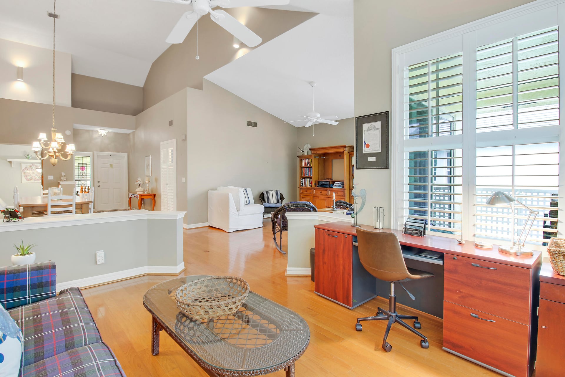 Unit 1103 photo 22