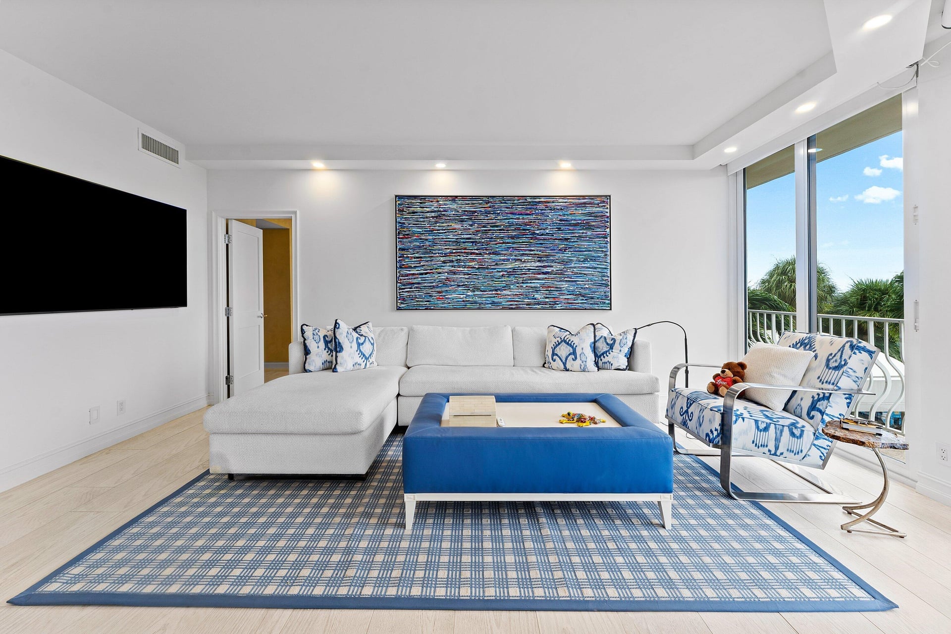 Sloan's Curve Palm Beach Unit 204S photo 16