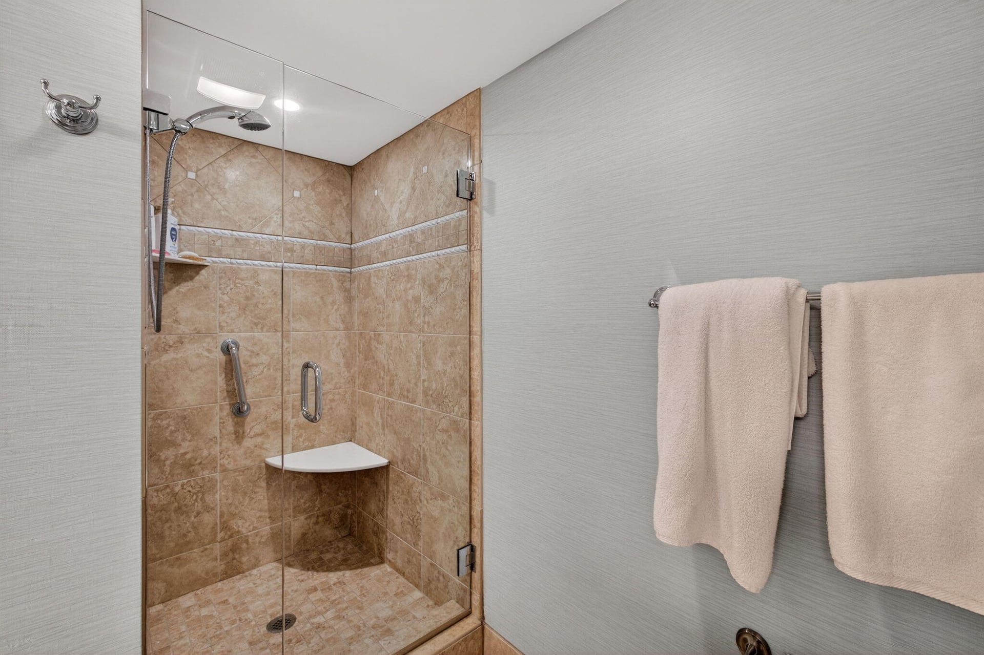 Jonathan's Landing Jupiter FL Unit 1304 photo 19