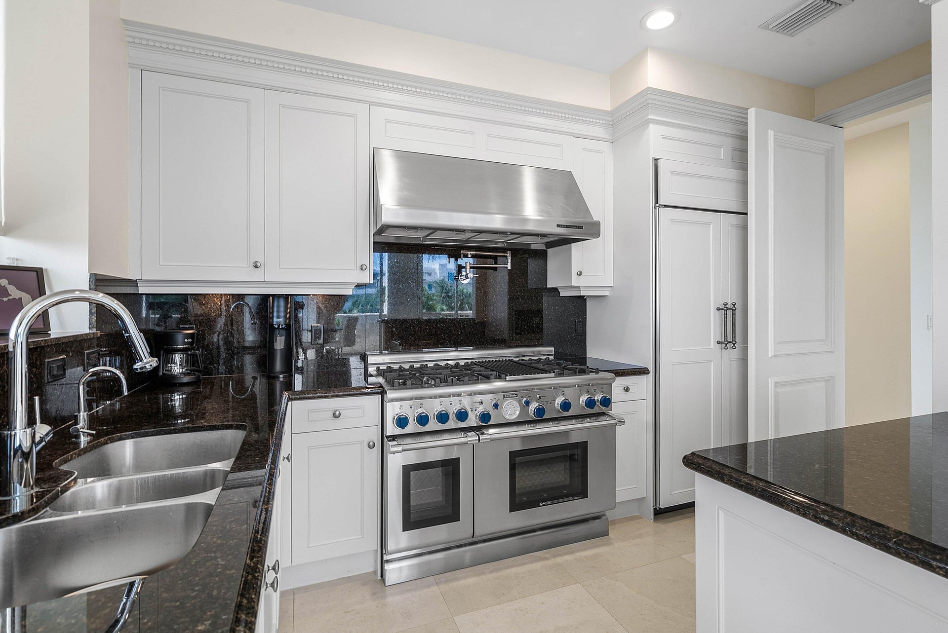 Bellaria Condos Palm Beach Unit 402 photo 10