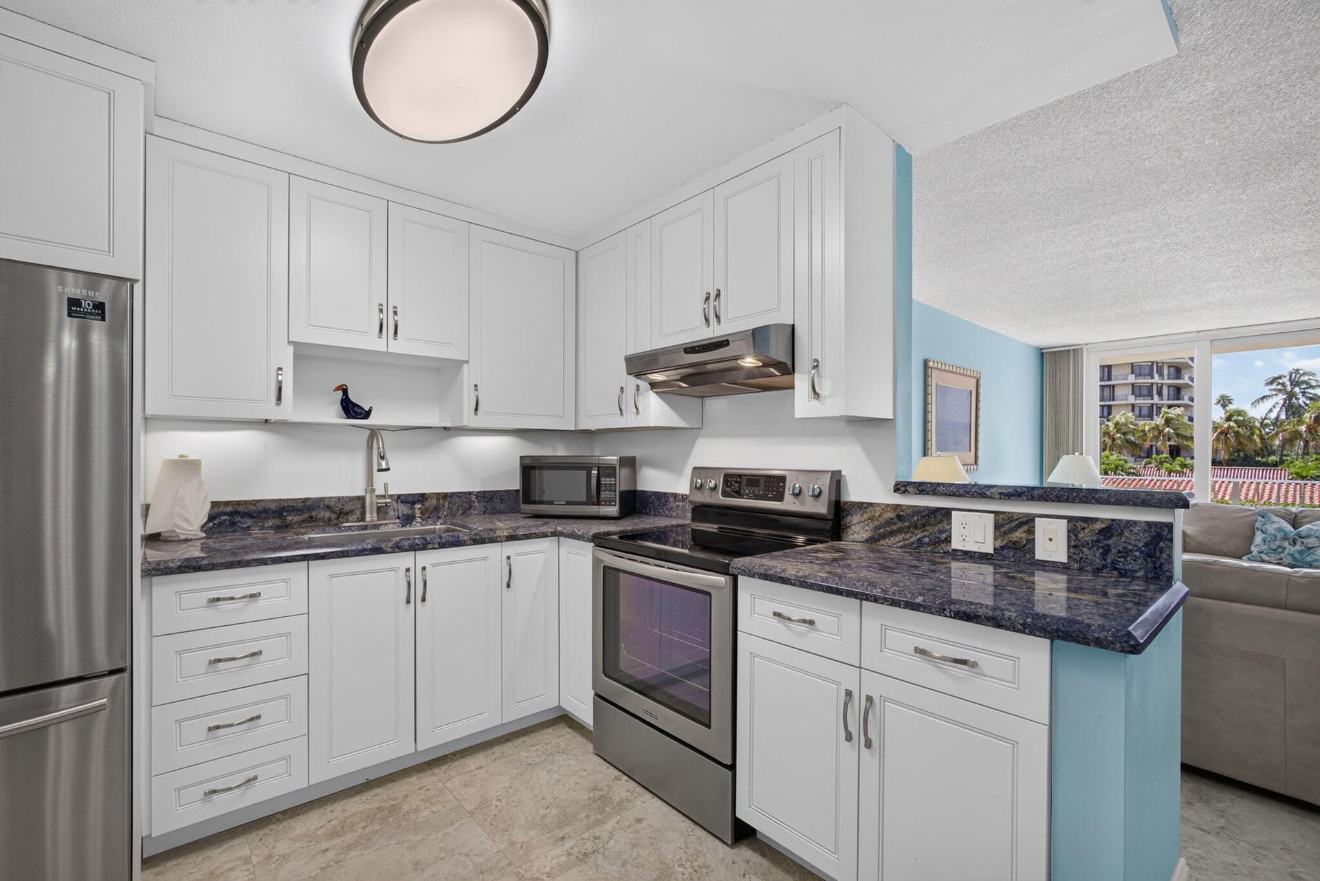 Unit 209 photo 10