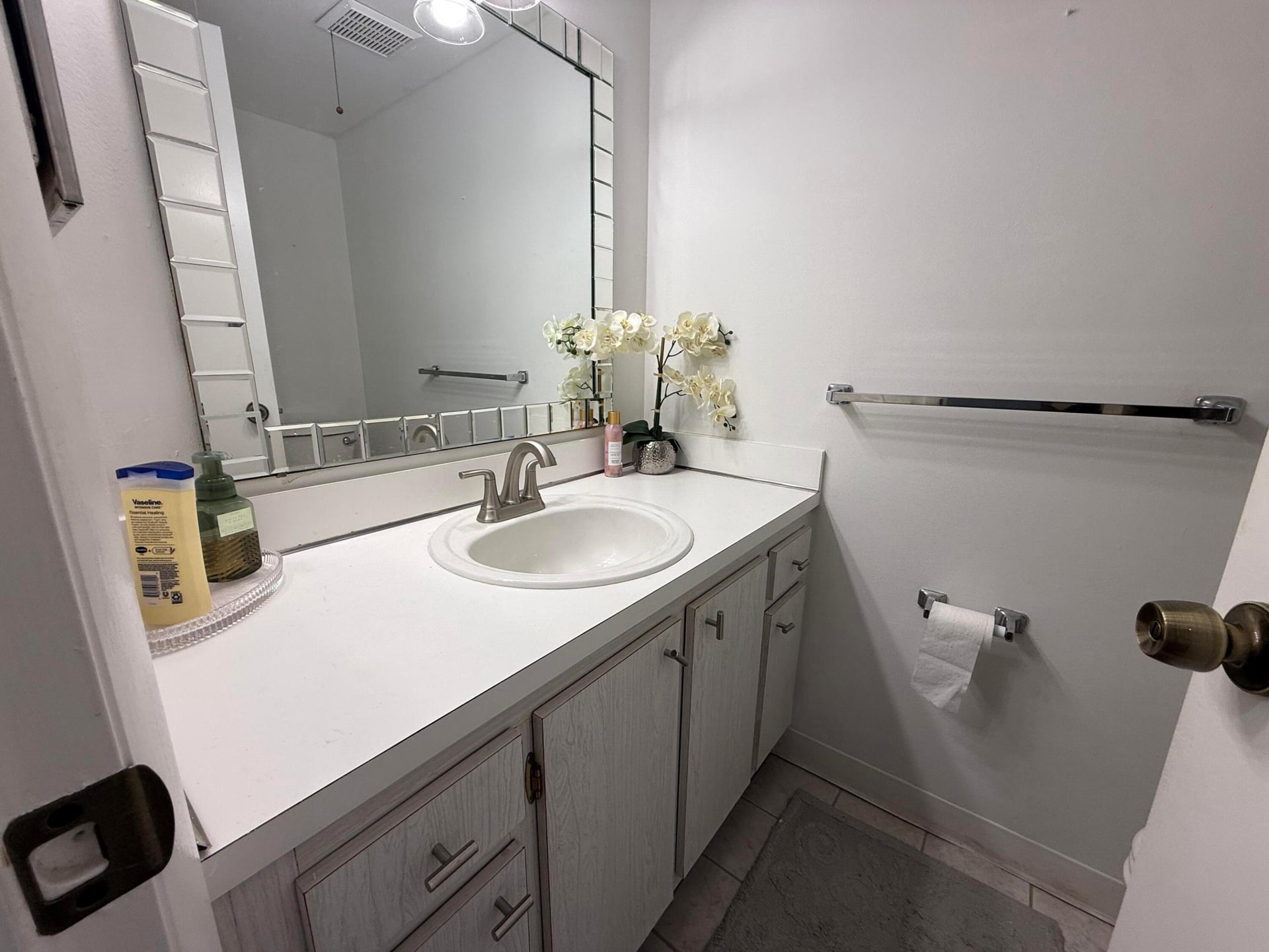  Unit B-1 photo 10