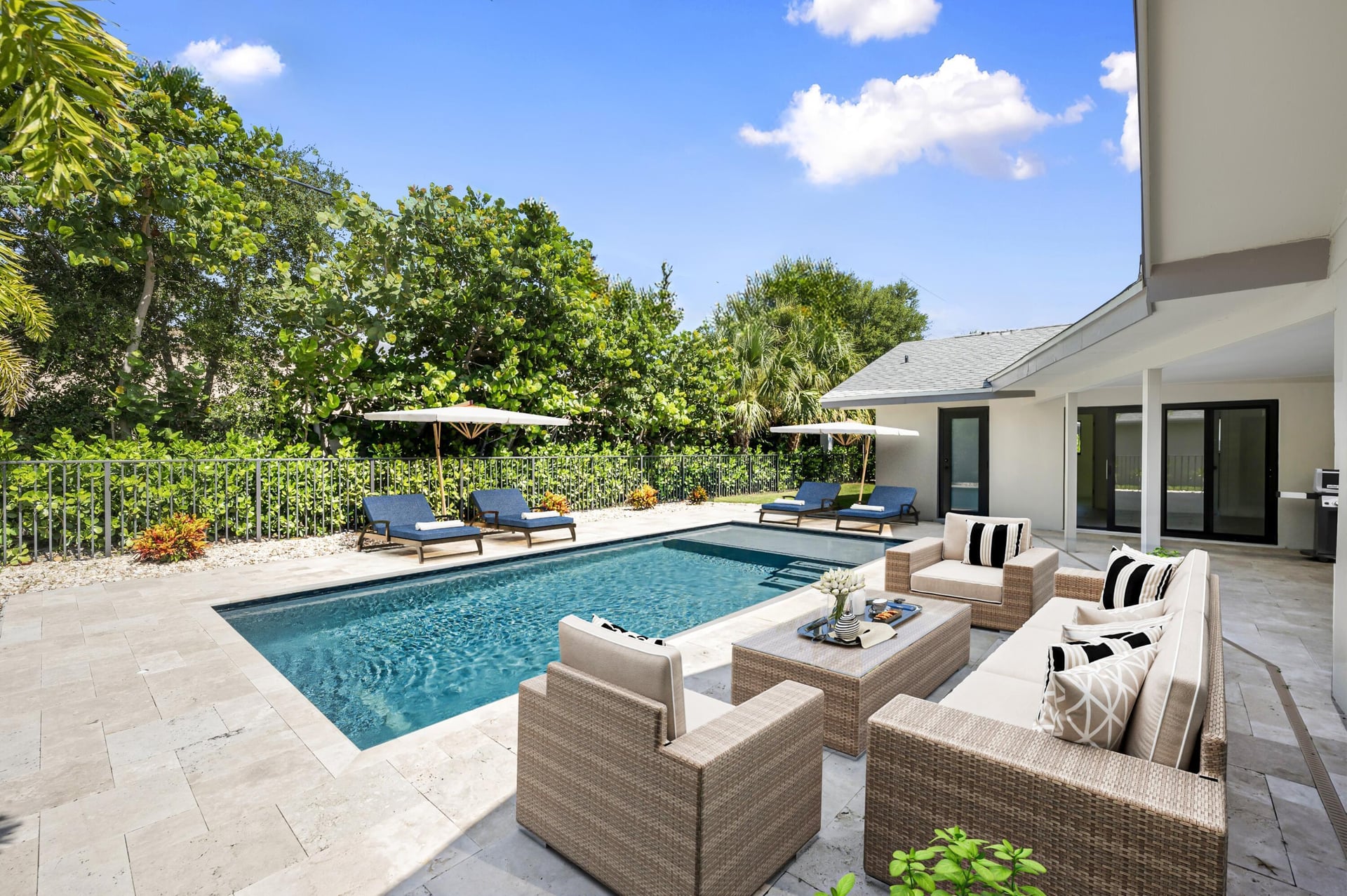 Residence photo 4