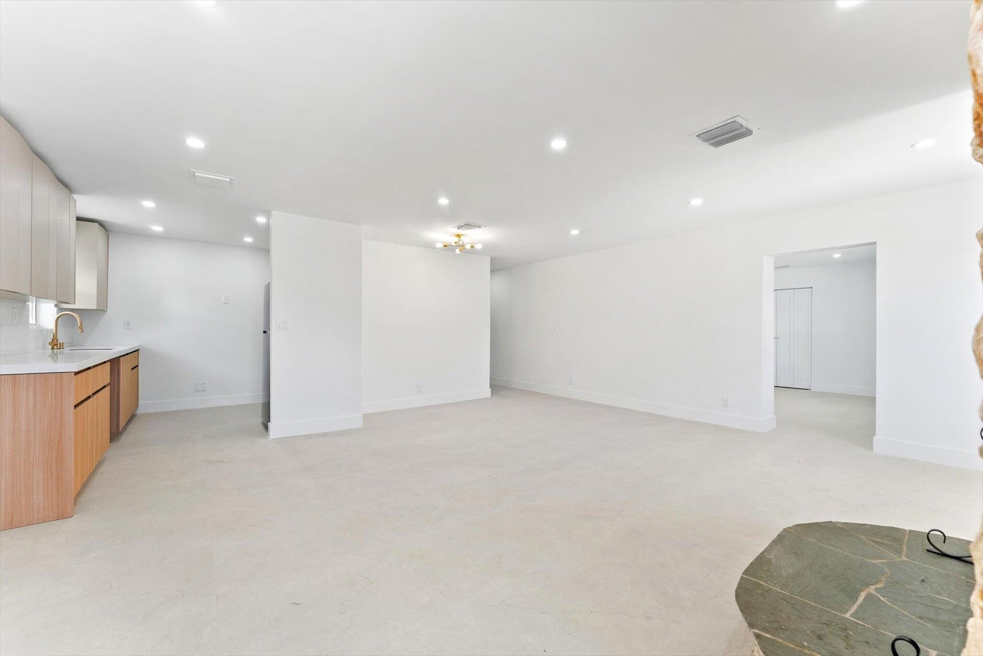 Residence photo 22
