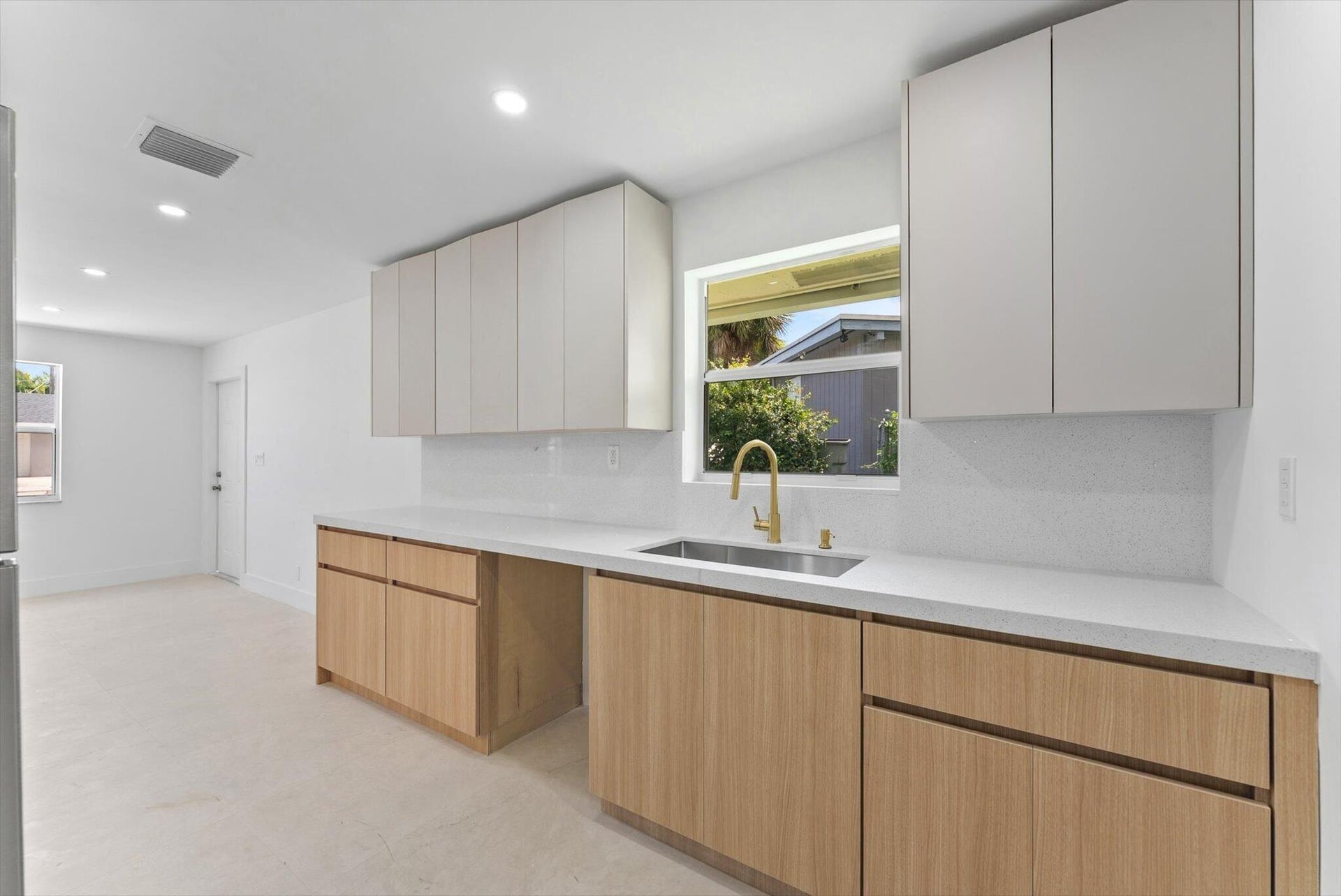 Residence photo 25