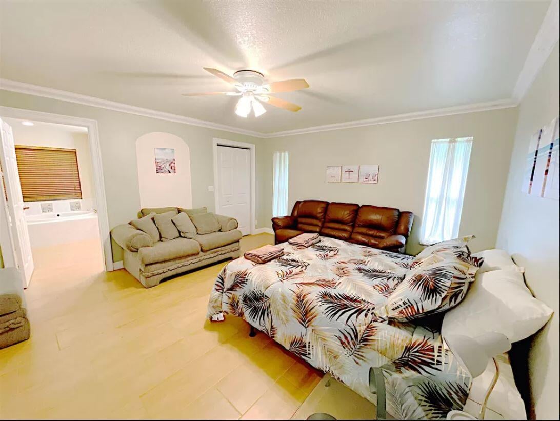 Residence photo 16