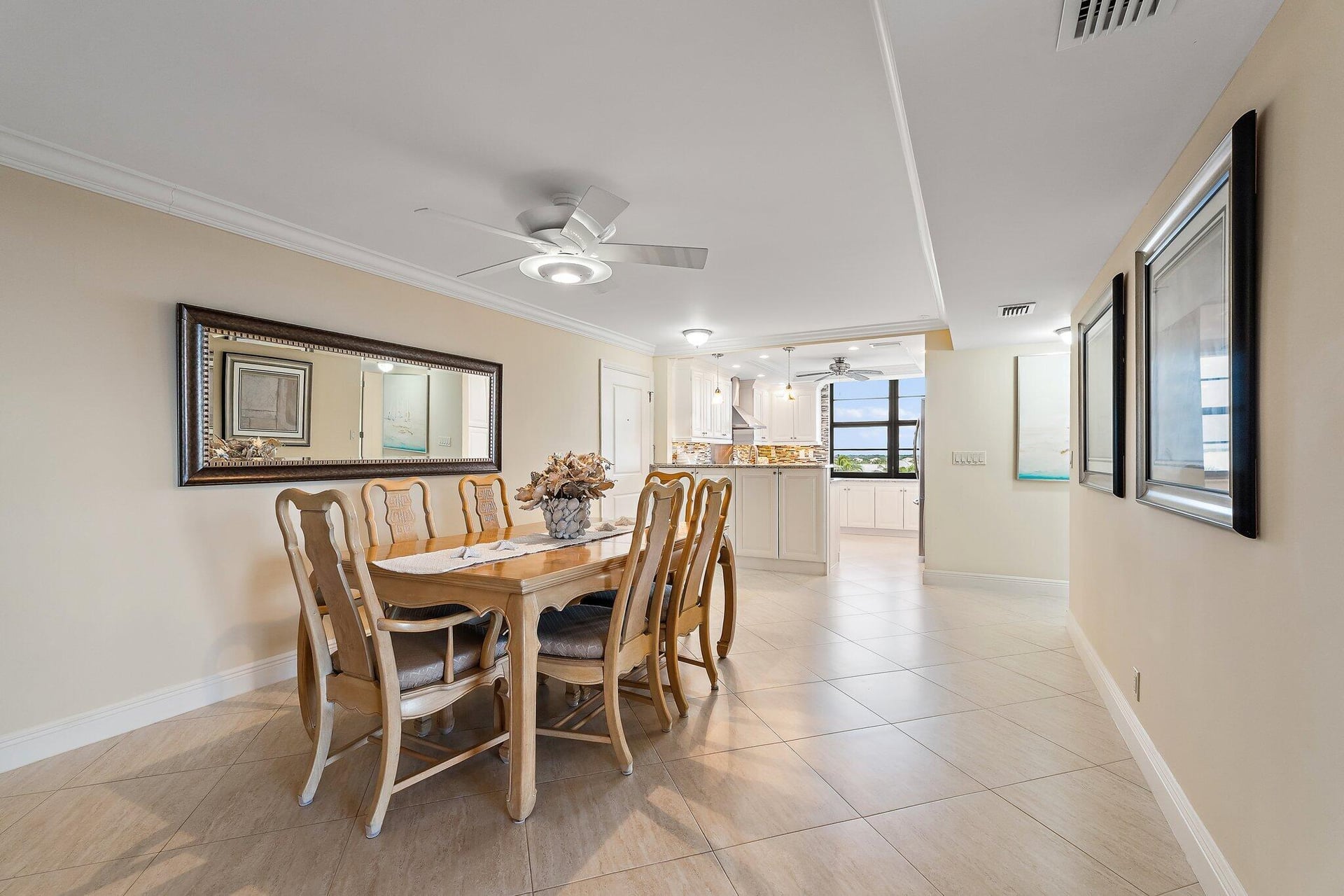 Unit 506 photo 16