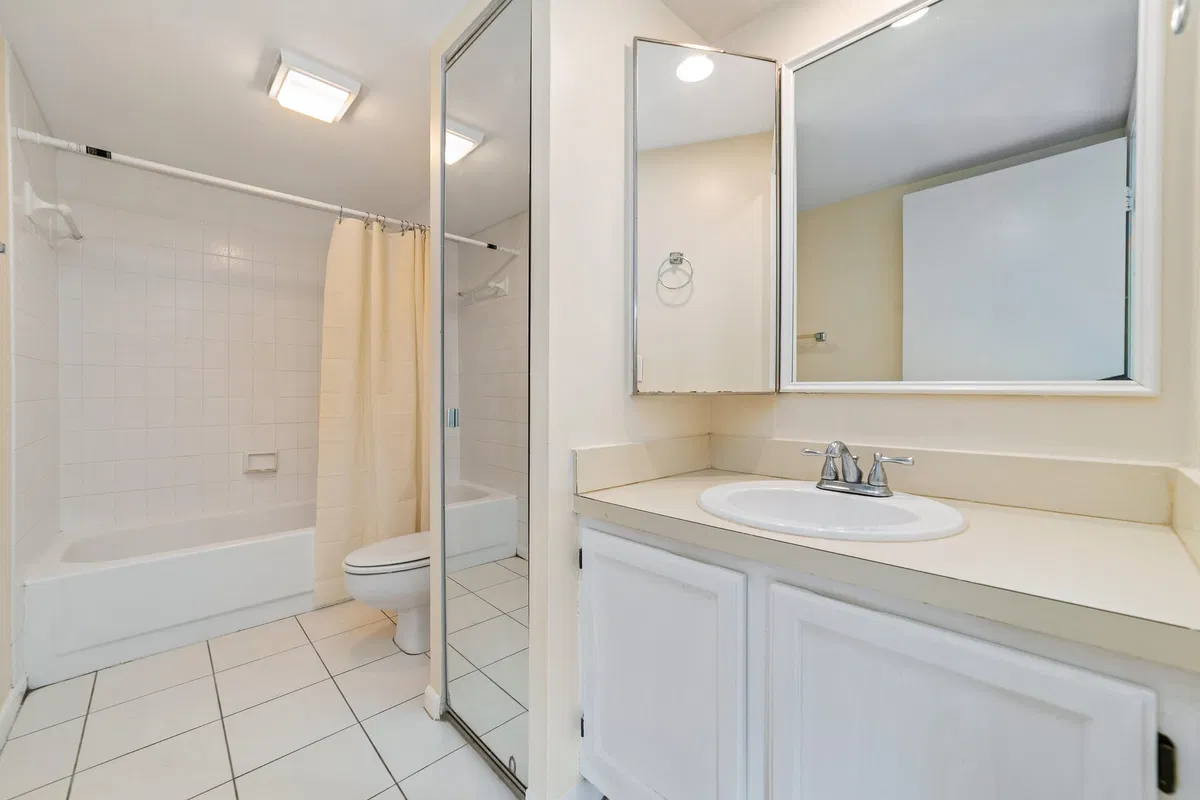 Residence photo 19