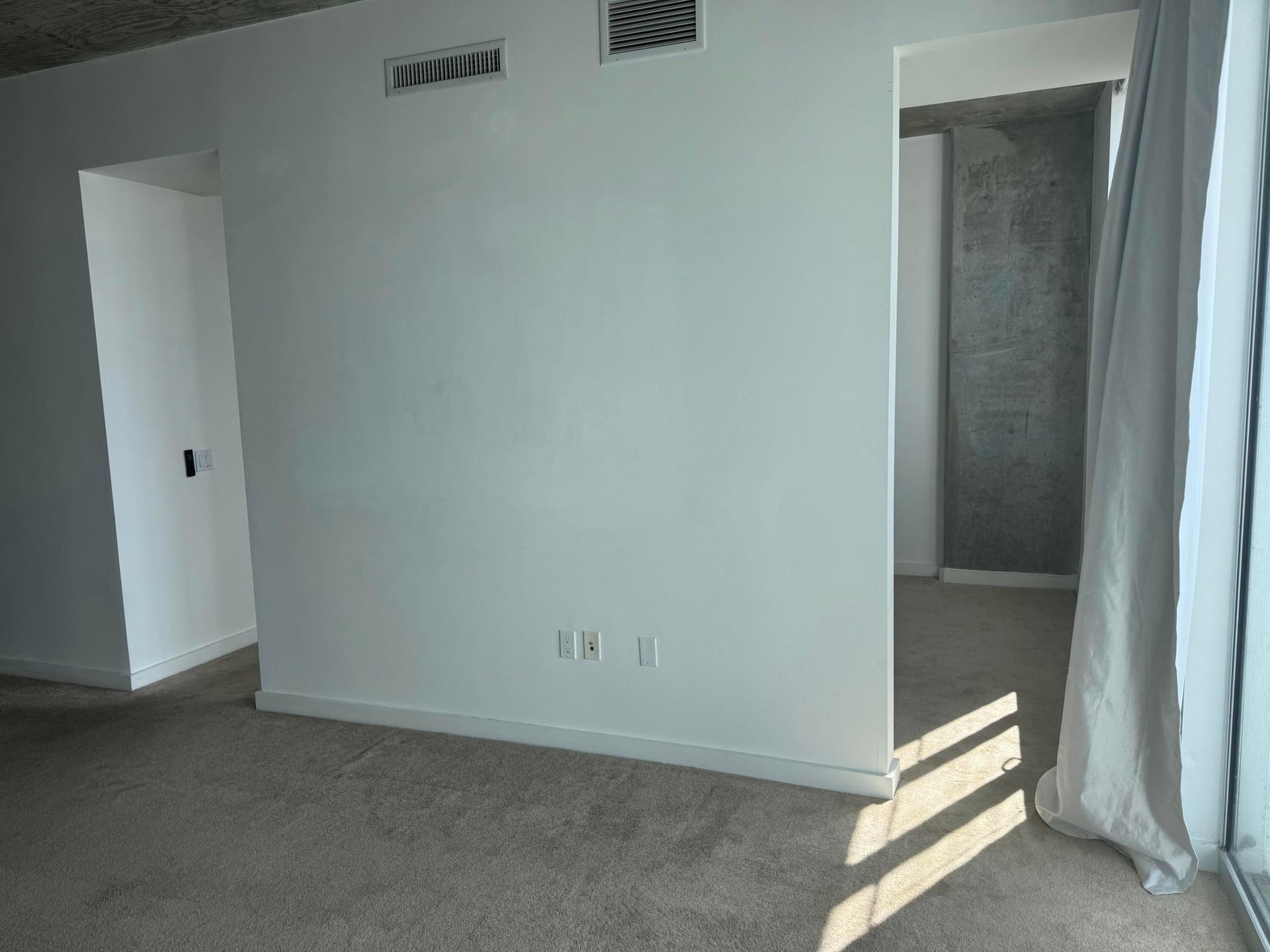 The Edge Unit 811 photo 19
