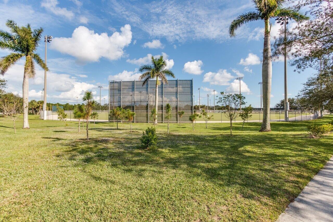  Residence photo 61