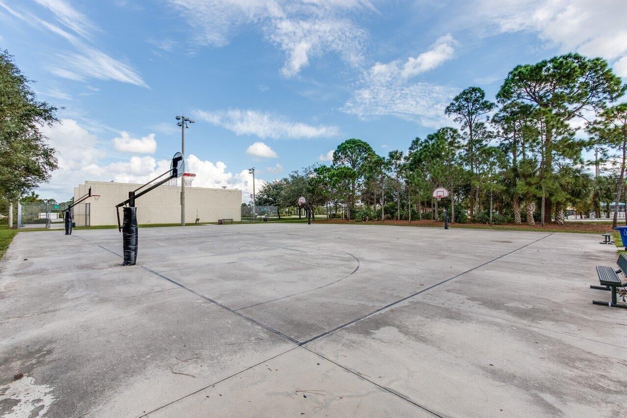  Residence photo 67