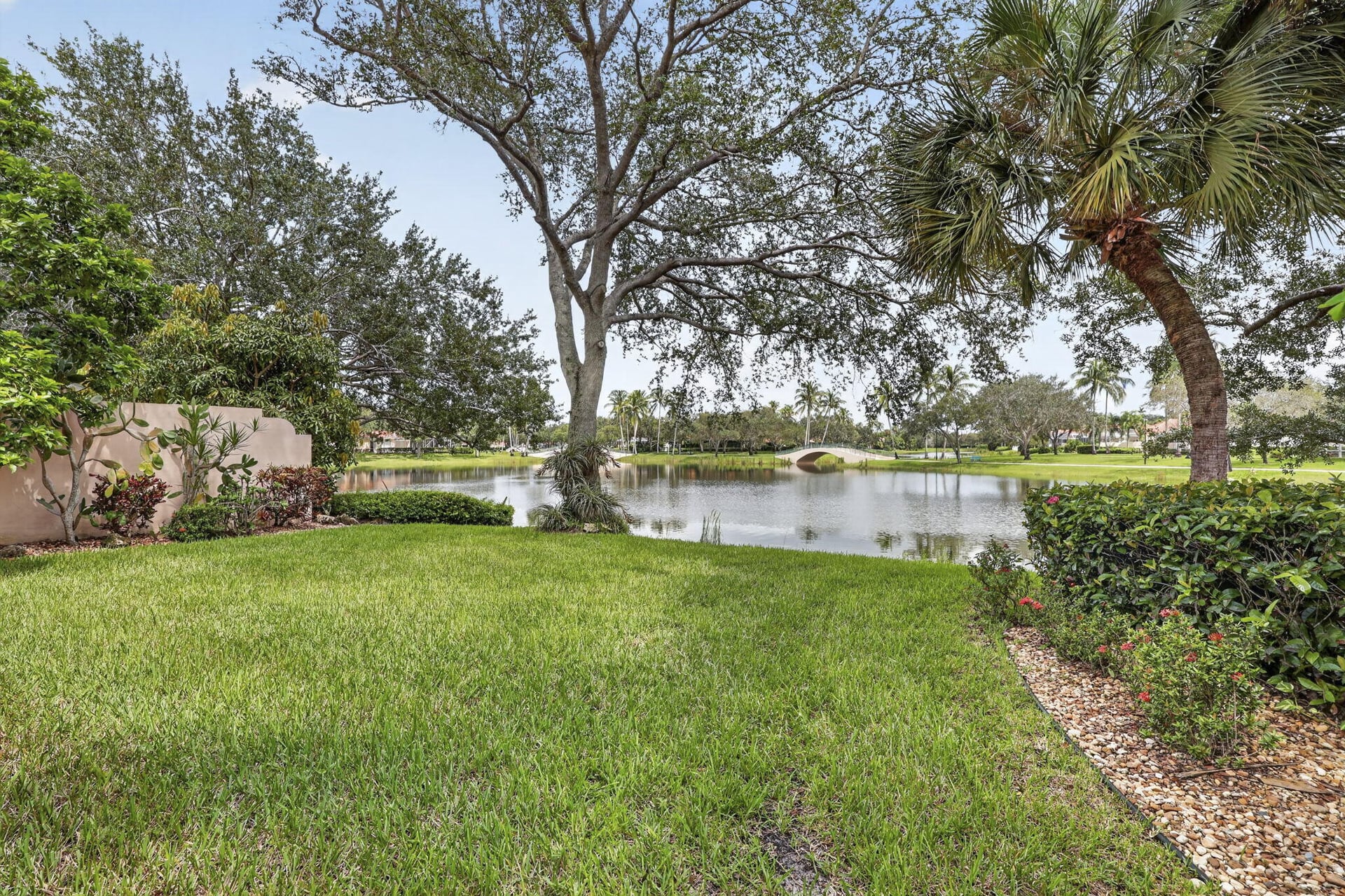 Residence photo 64