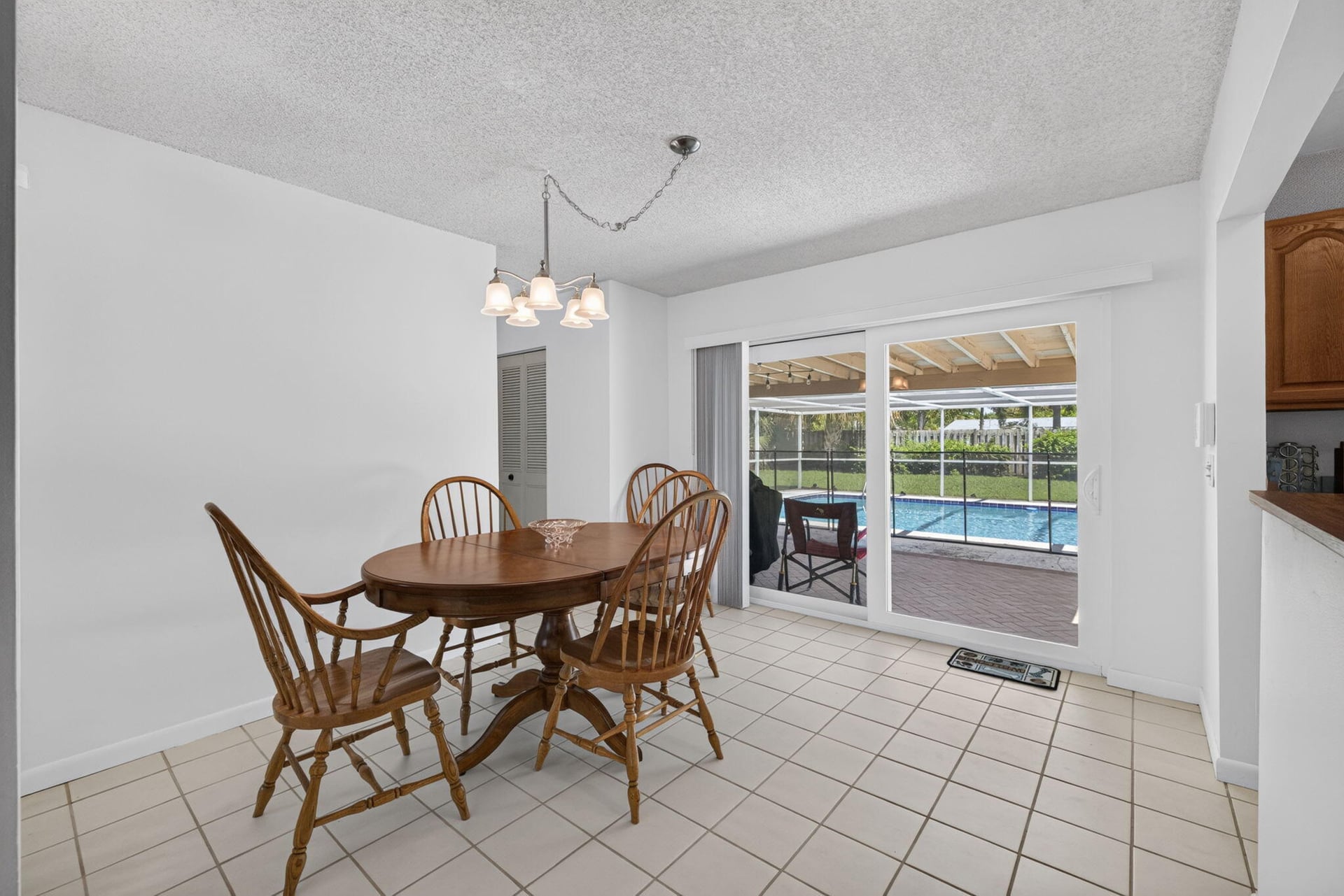 Residence photo 4