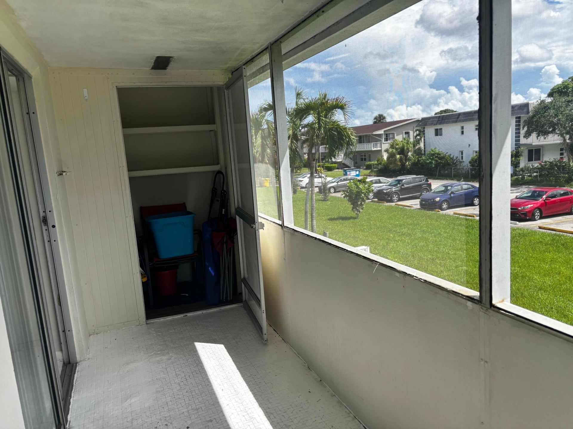 Residence photo 10