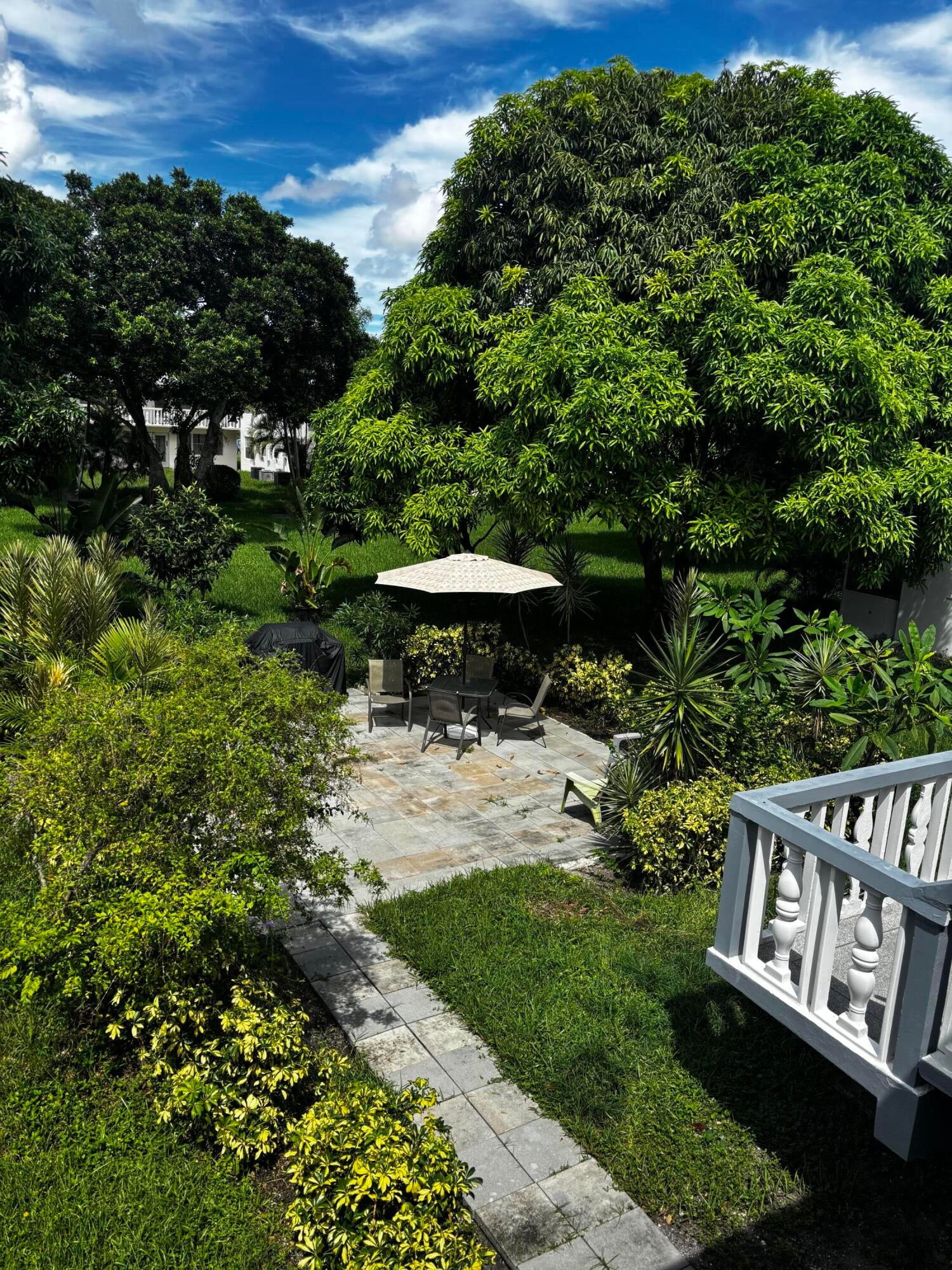 Residence photo 16