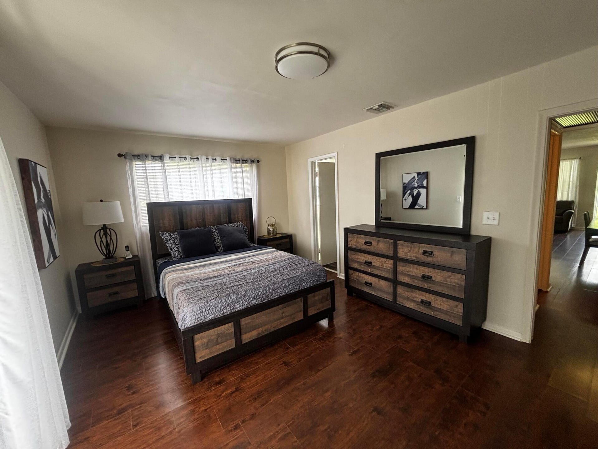 Residence photo 4