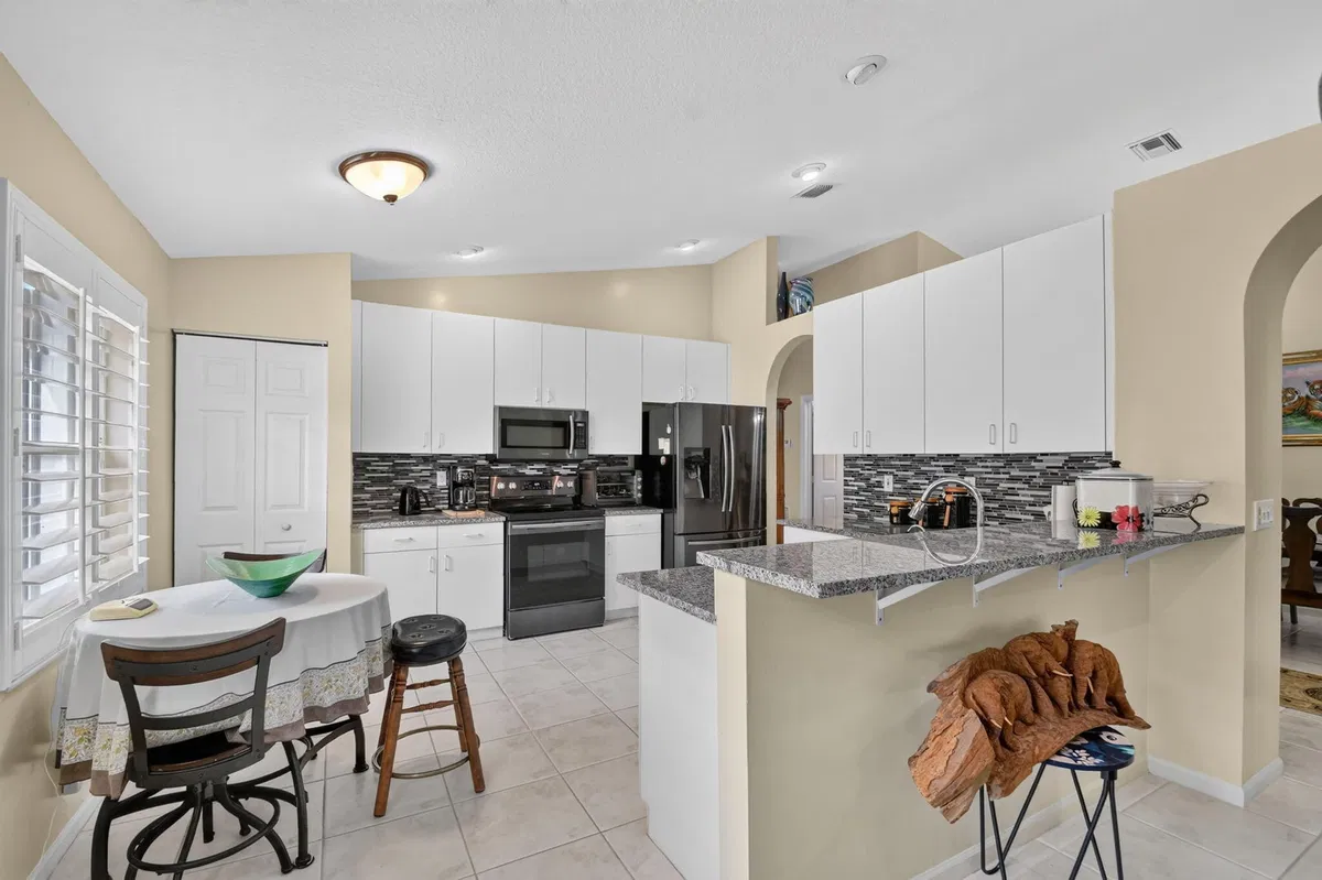  Residence photo 19