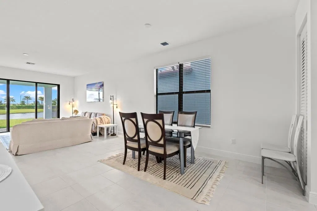 Residence photo 7