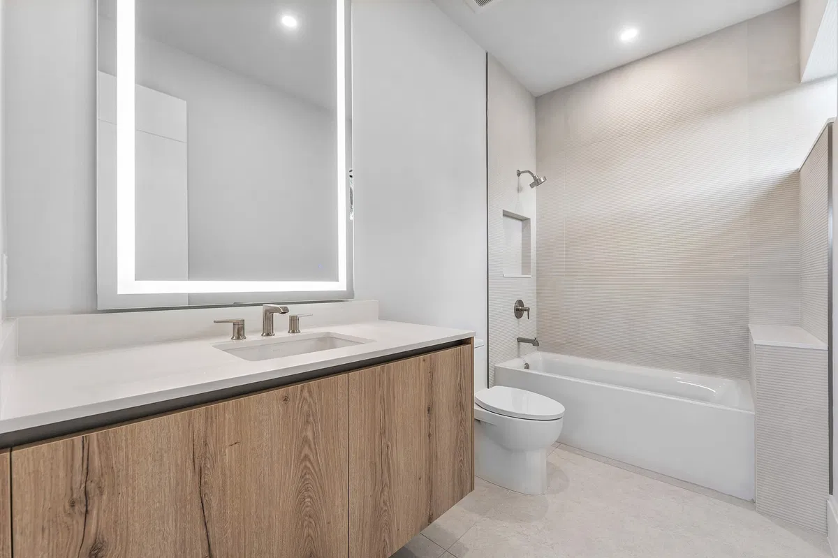 Residence photo 43
