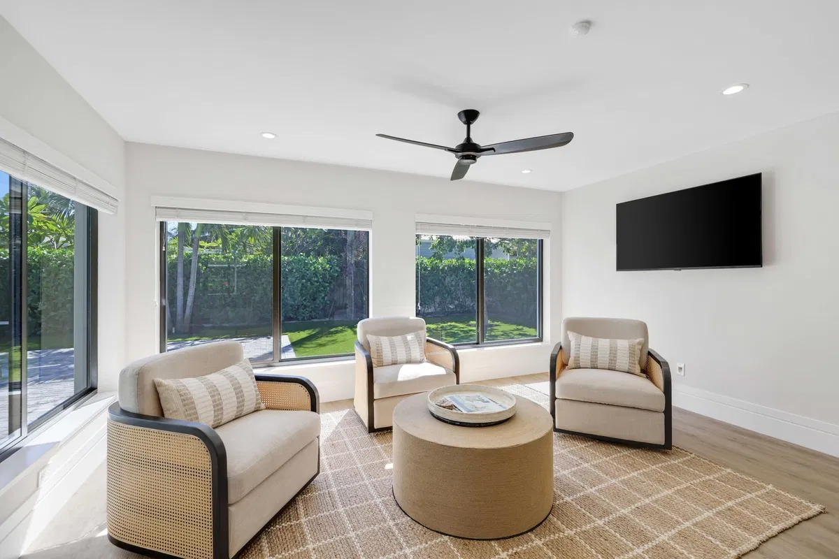 Residence photo 19