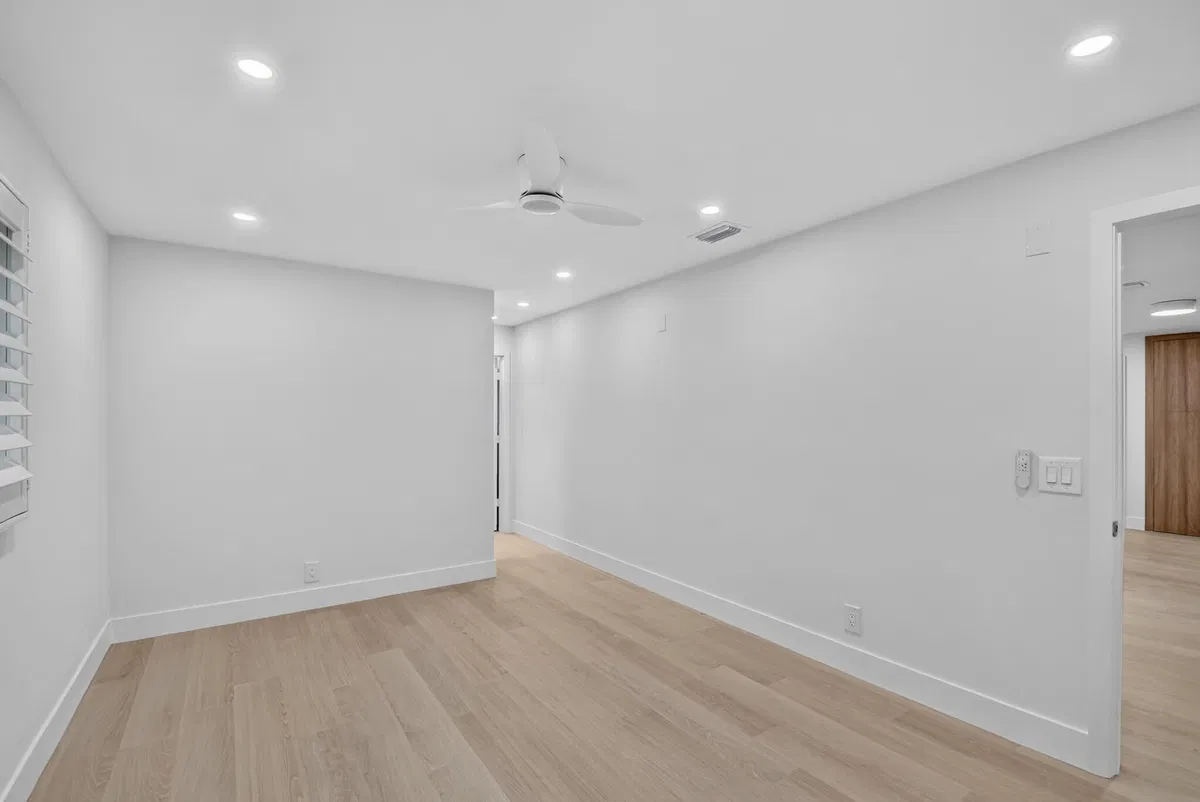 Residence photo 25