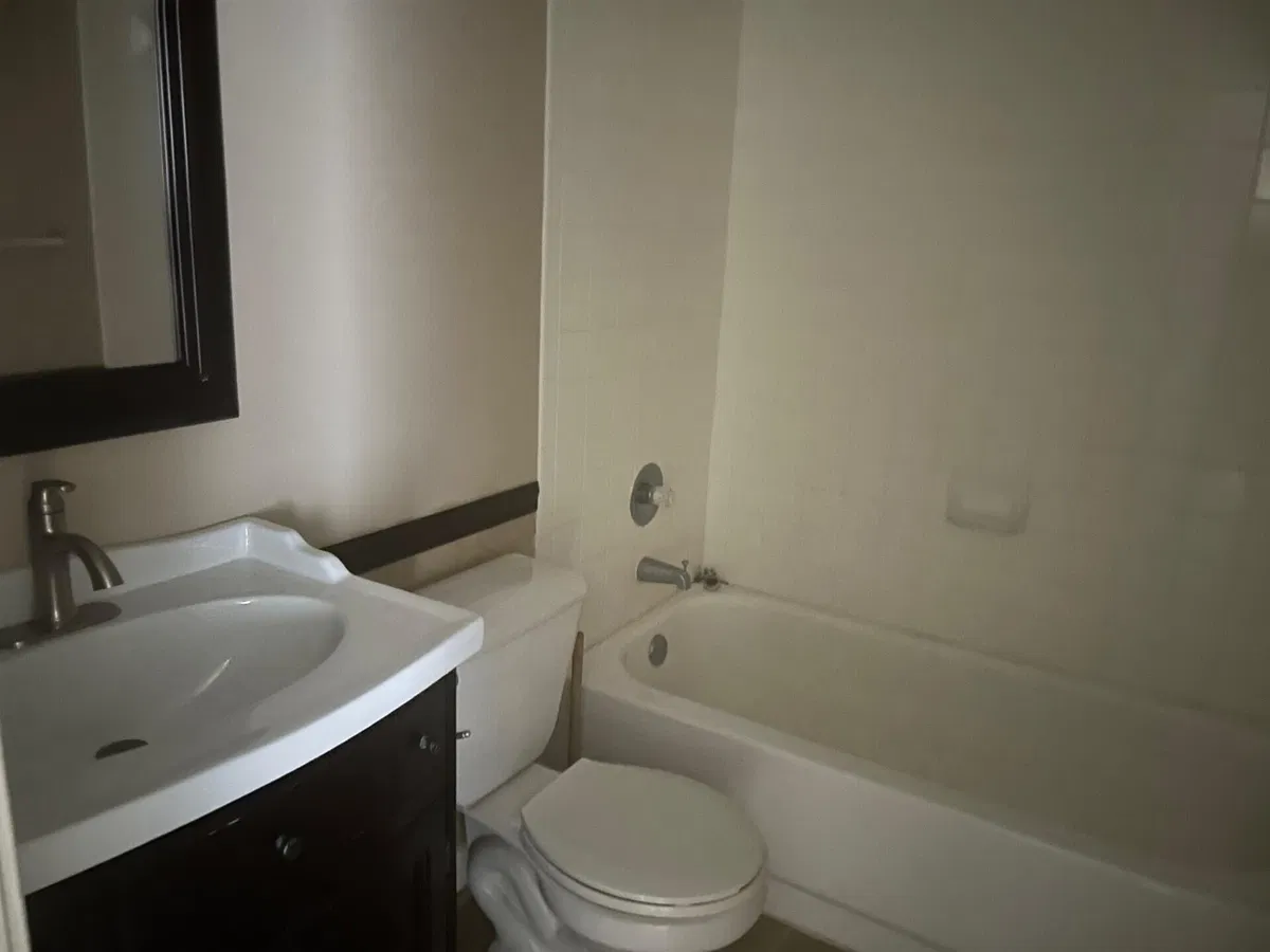 Unit 202 photo 13