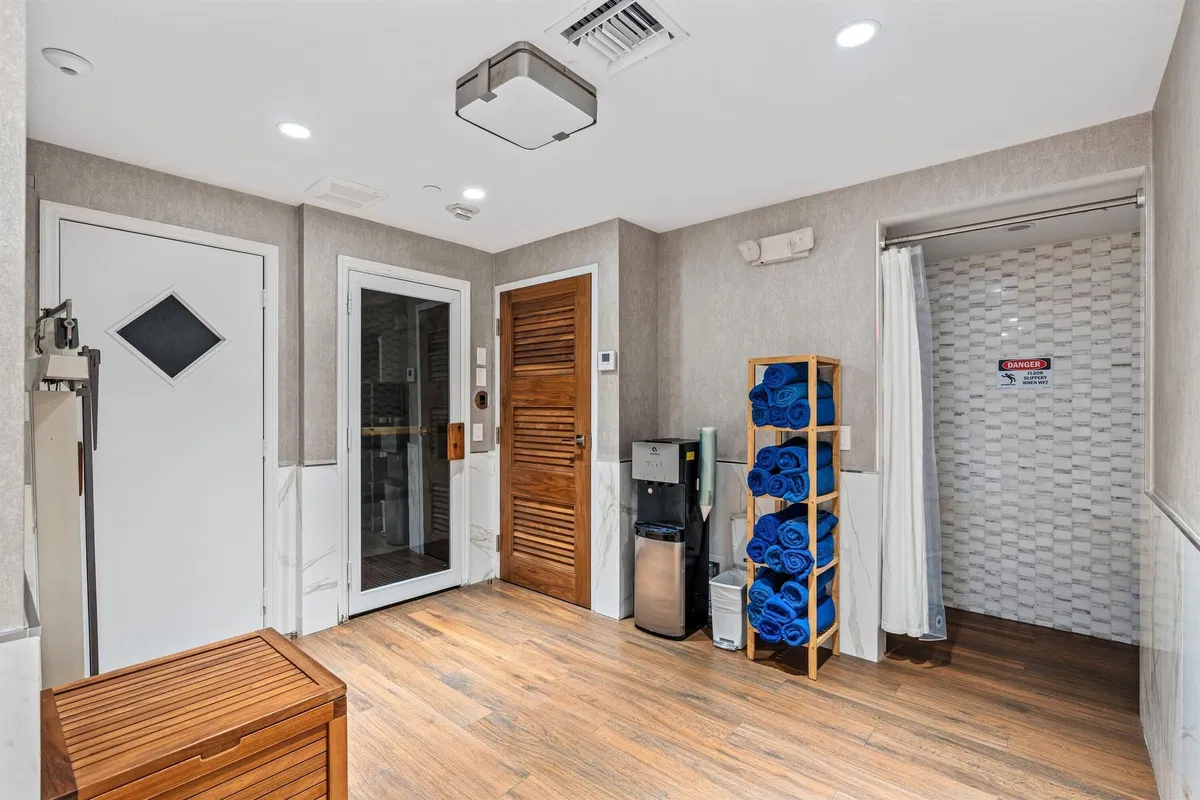  Unit N-103 photo 58