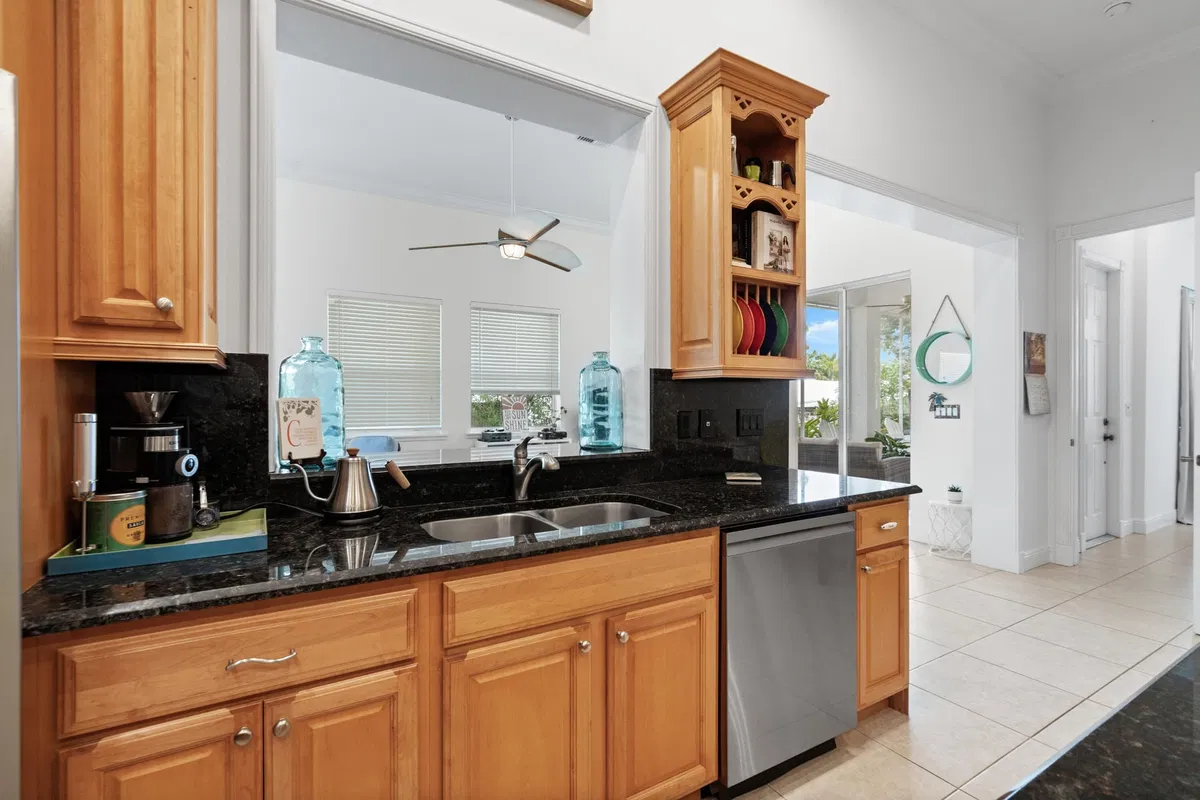 Residence photo 25