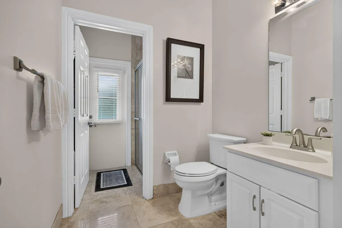  Residence photo 28