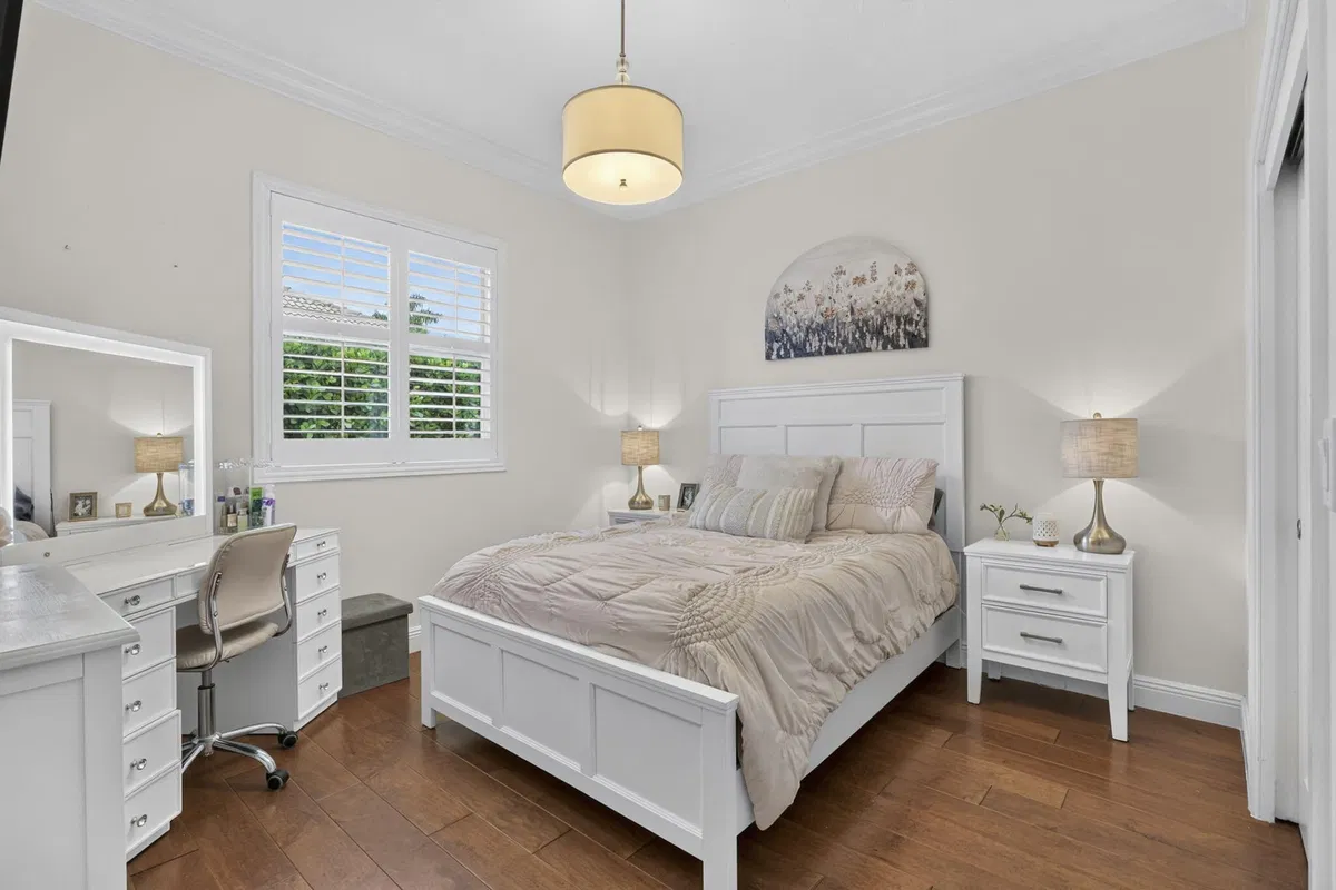  Residence photo 31